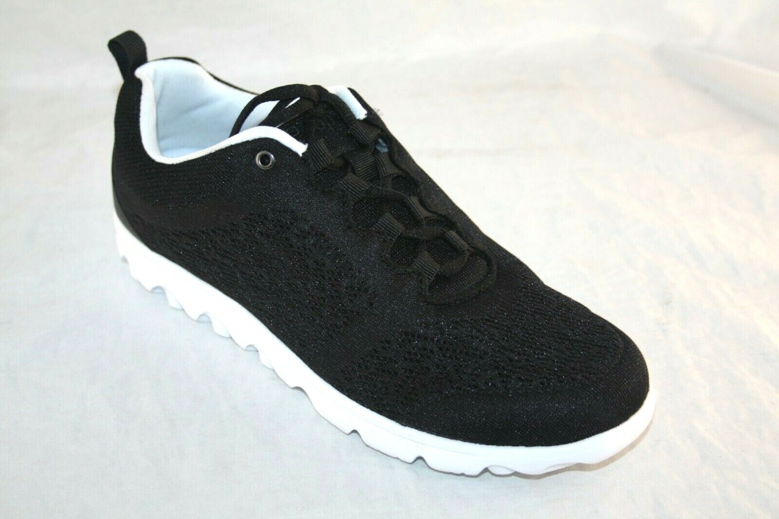 Propet Women’s Travelactiv Fashion Sneaker W5102 BLACK