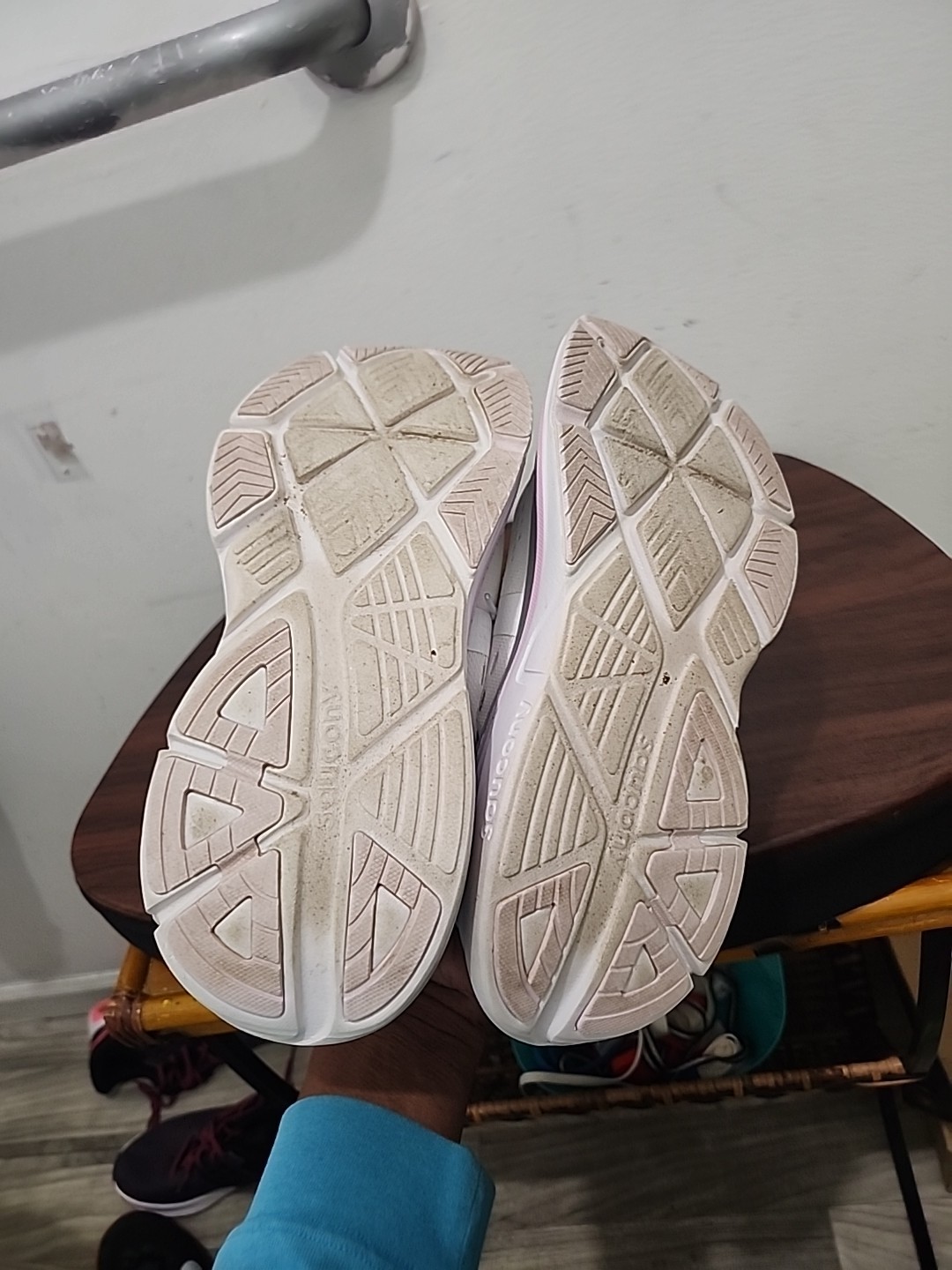 Size 11 – Saucony Guide 18 Ballad Skydiver W