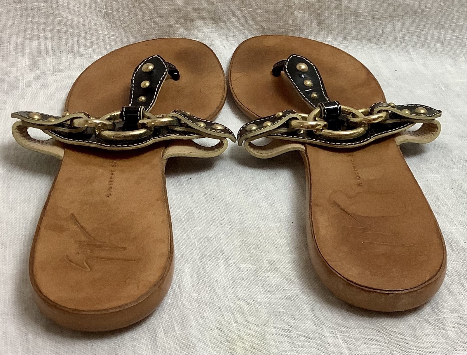 Giuseppe Zanotti Studded Ring Thong Sandals Black Patent Leather EU 37