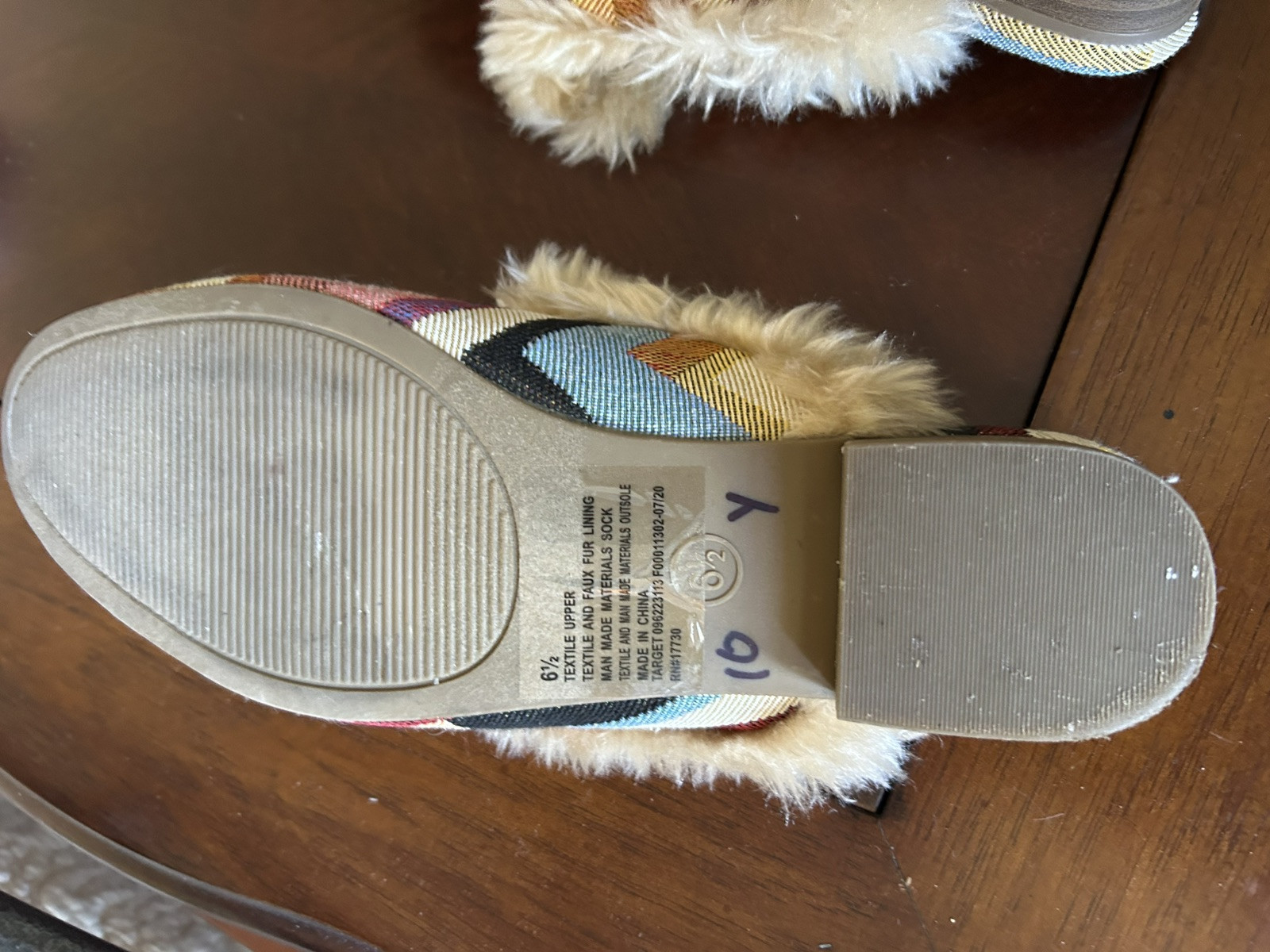 Universal Thread faux fur lined chevron mules shoes 6.5 bibiana rainbow