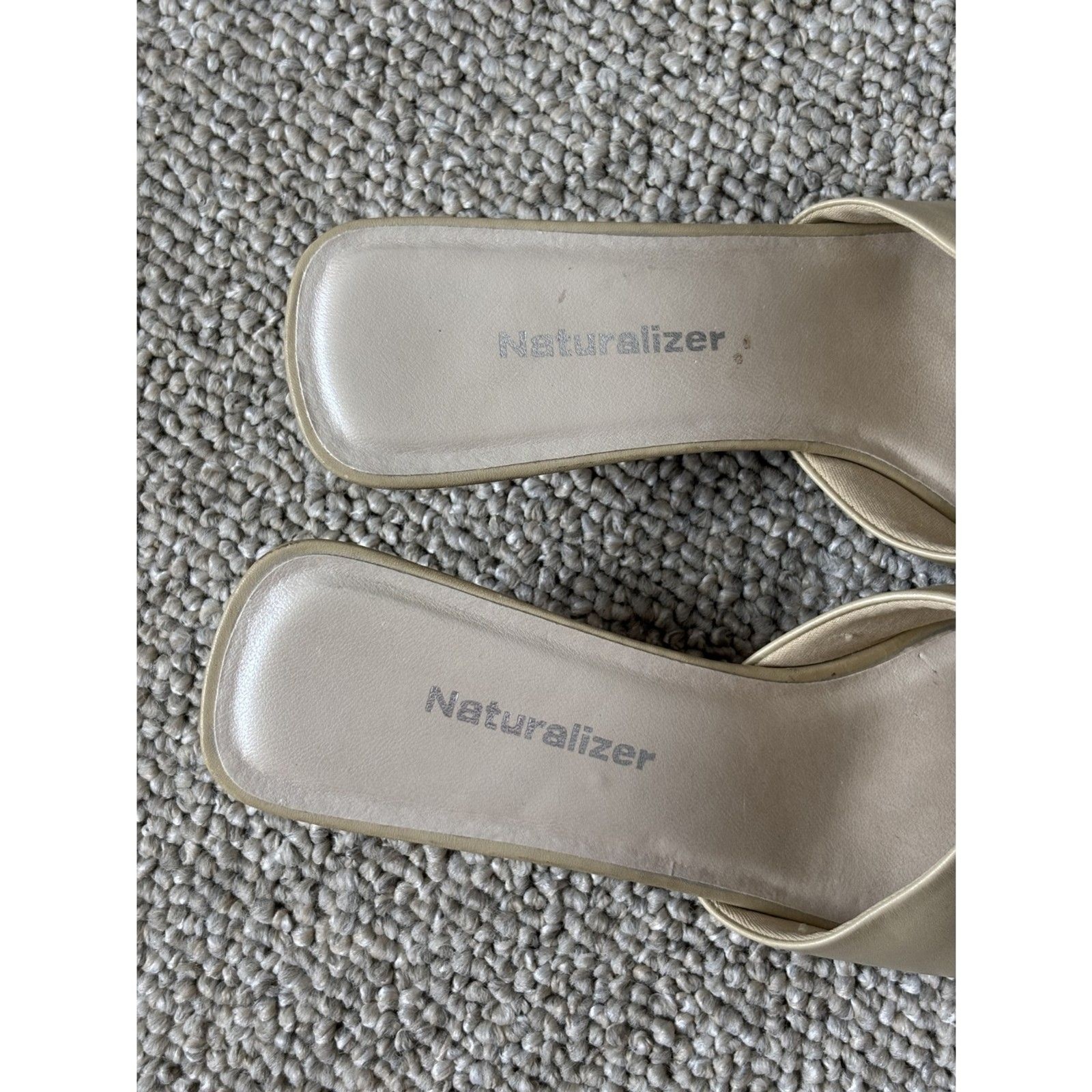 Vintage 90s Naturalizer Cream Kitten Heel Mules Size 8N