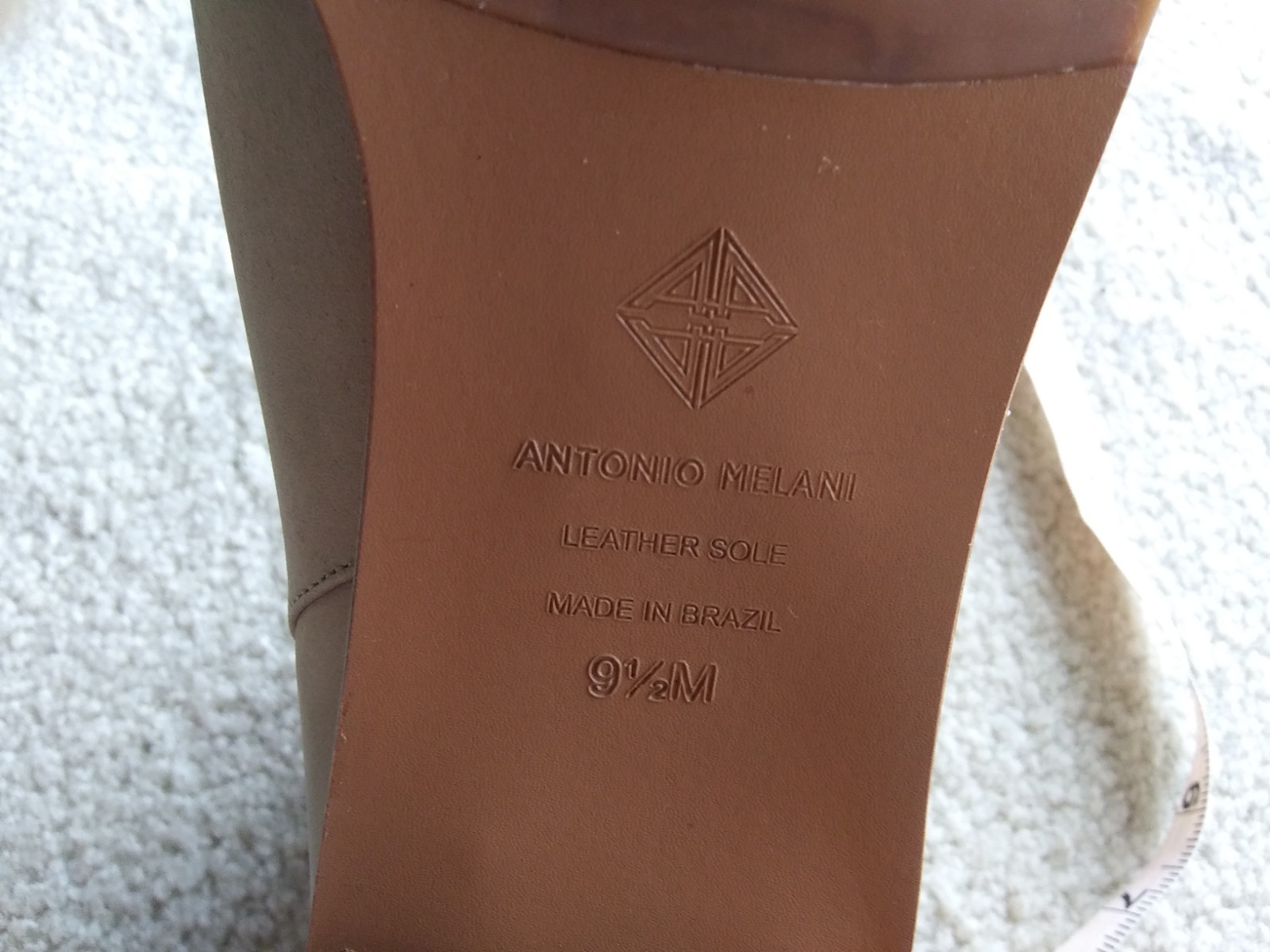 BRAND NEW ANTONIO MELANI Stylish Classy Quality Light Green LEATHER Bootie-9.5 M