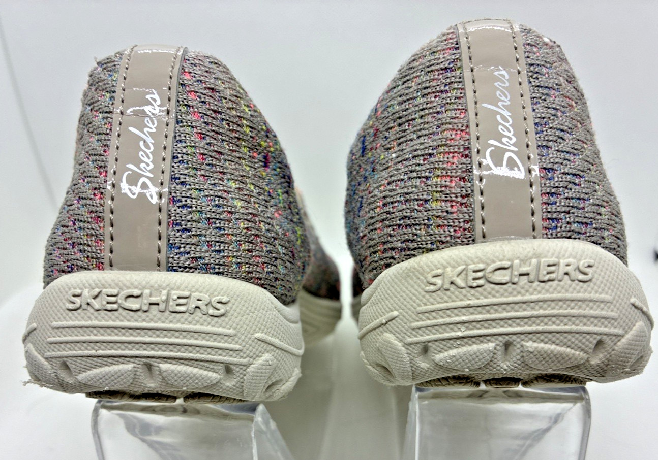 Skechers Slip on Casual Comfort Raggae Fest Wicker Sz 6 Beach Weekend Travel