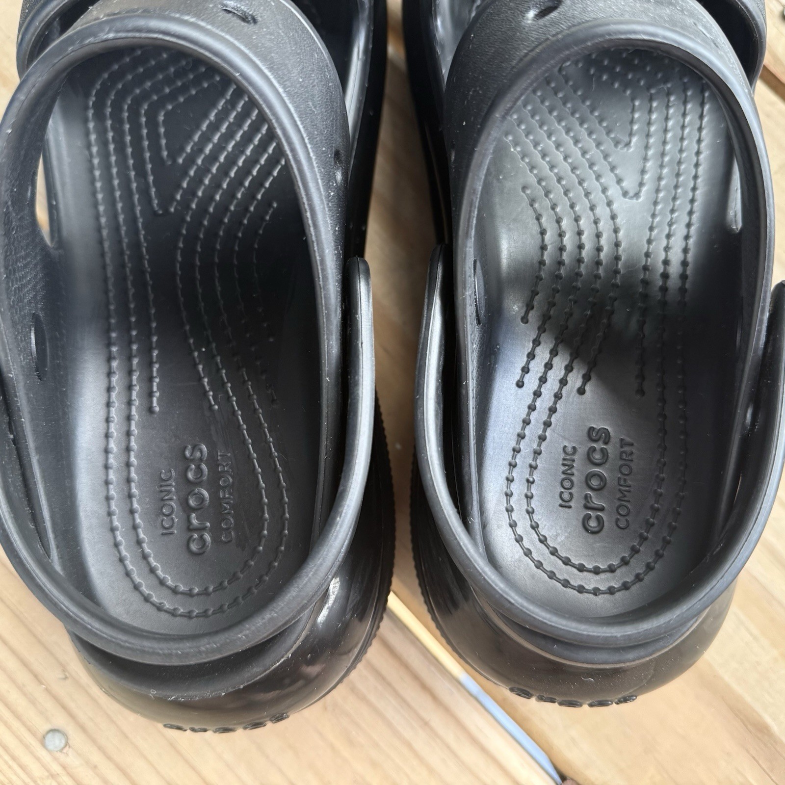 Crocs Mega Crush Platform Sandals Black Women’s 8/Men’s 6