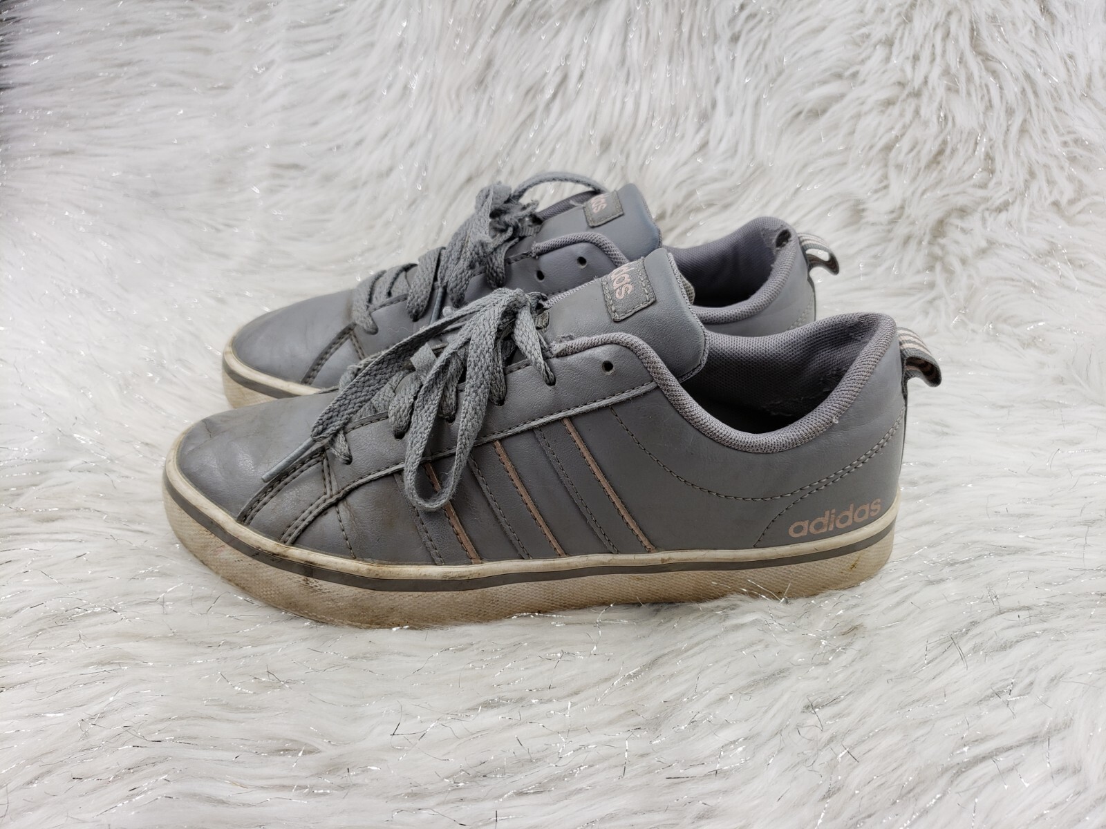 ADIDAS B74283 Gray Athletic Shoes Womens Size US 7 EU 38 2/3