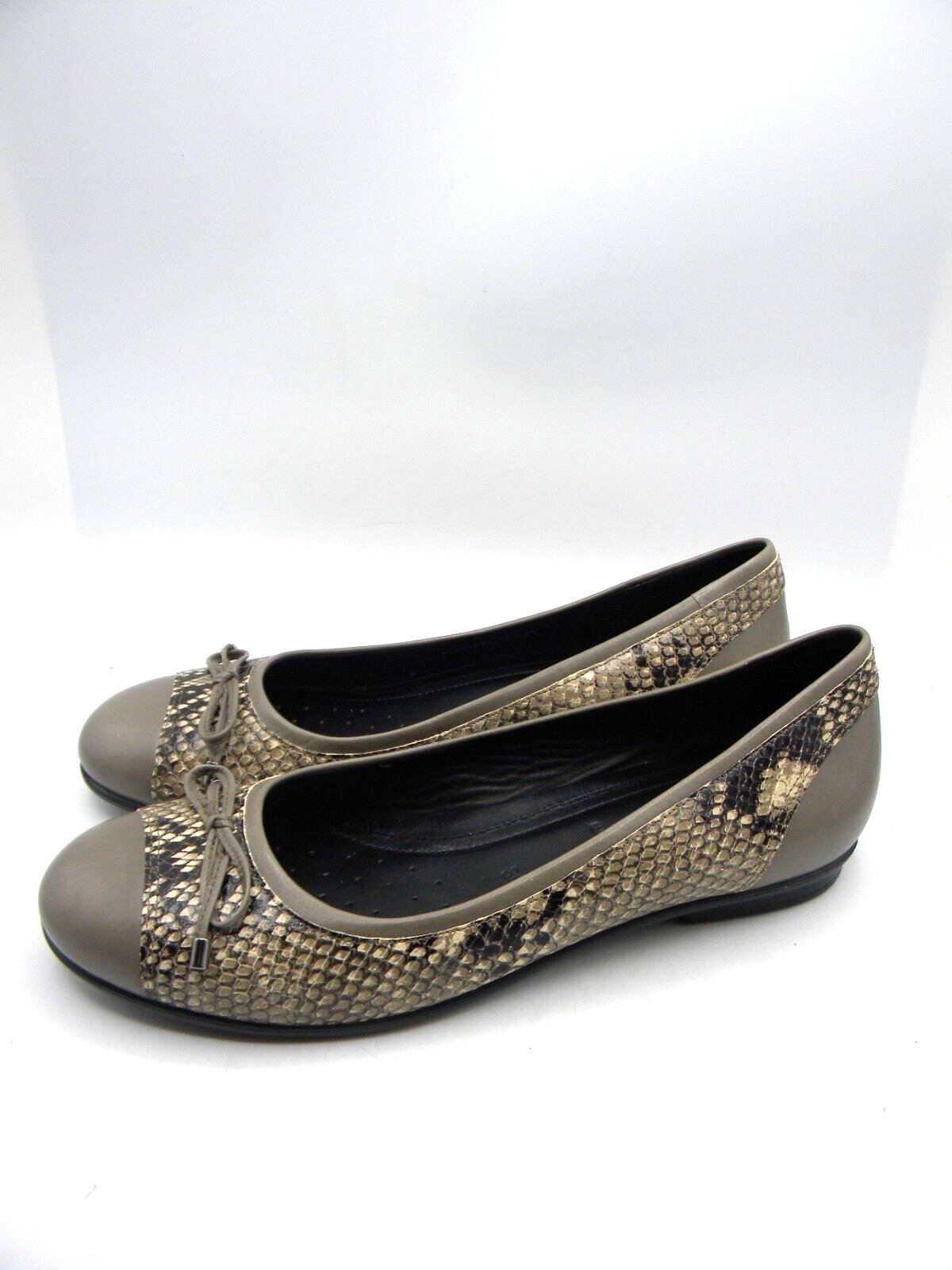 ECCO Touch Ballerina Snake Print Leather & Sage Cap Toe Ballet Flat Sz 39 NEW