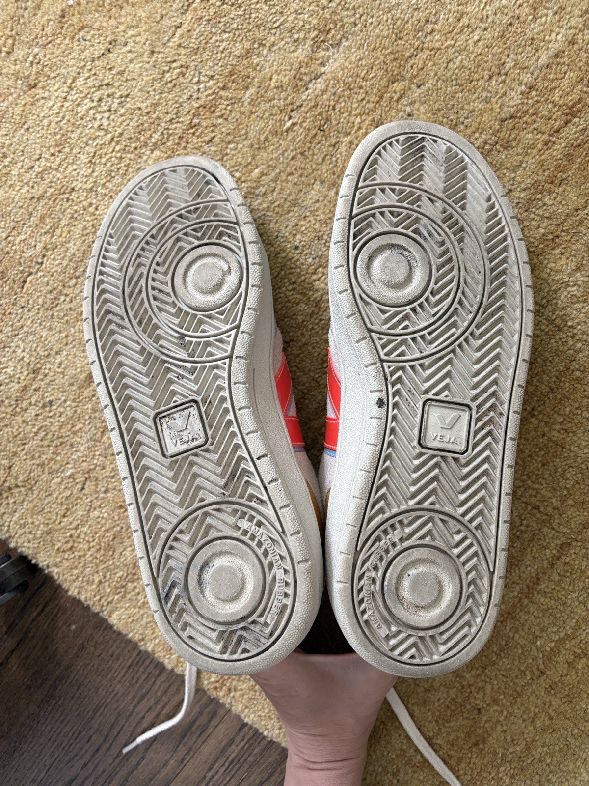 Veja x Make My Lemonade V-10 sneakers, EU 42