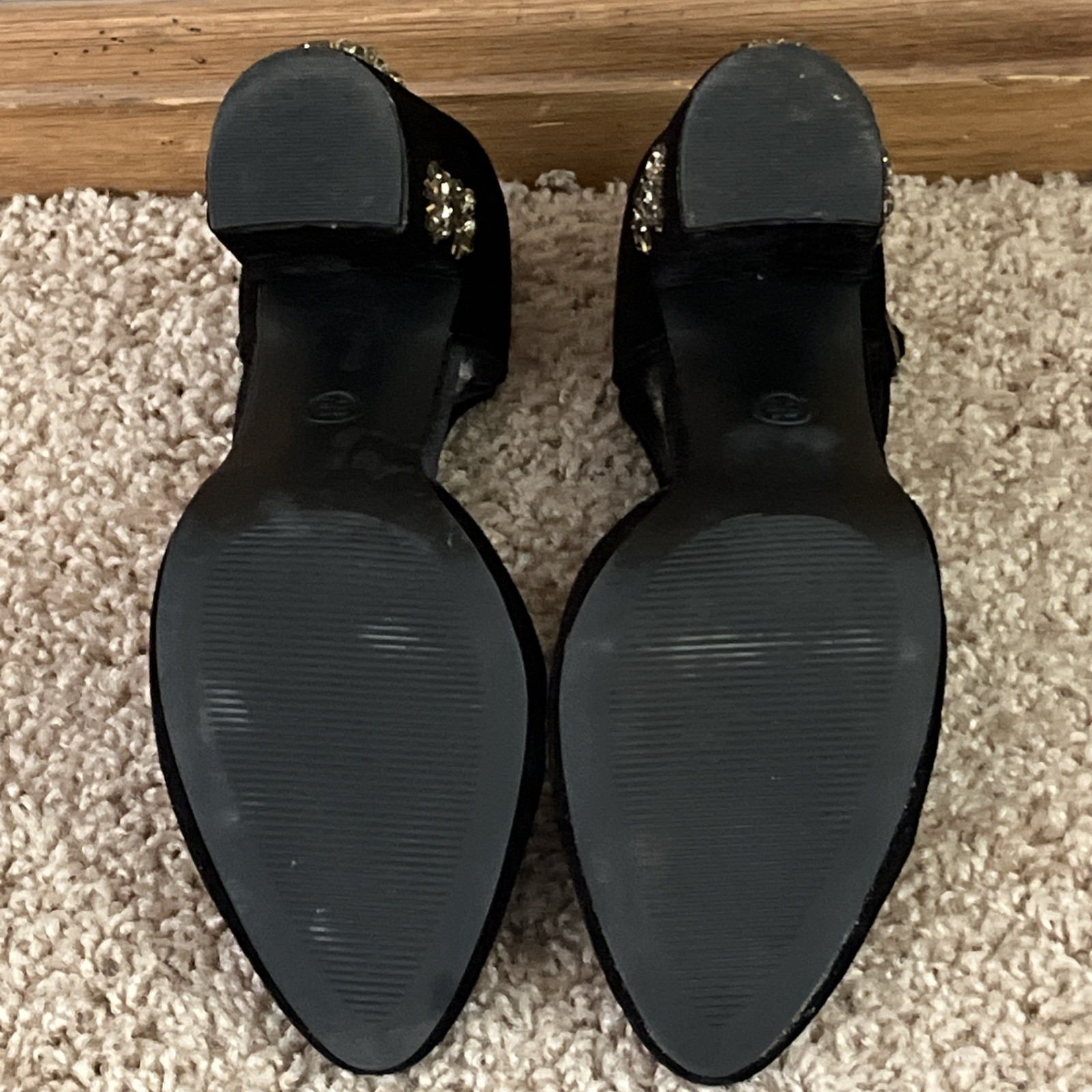 Anthropologie FARYL ROBIN Embellished Black Velvet Chunky Strap Heels Womens 8.5
