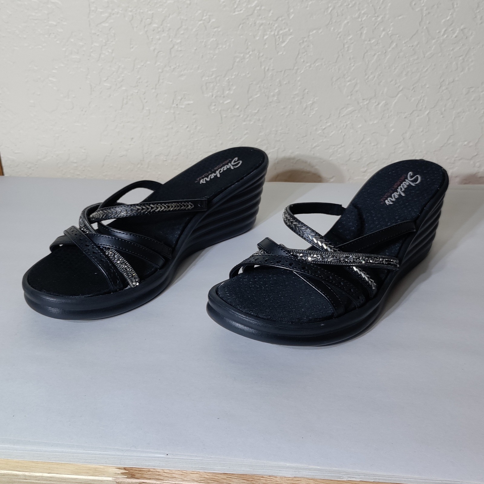 Skechers Cali Rumblers Modern Maze Black Wedge Sandals 31777 Womens 11