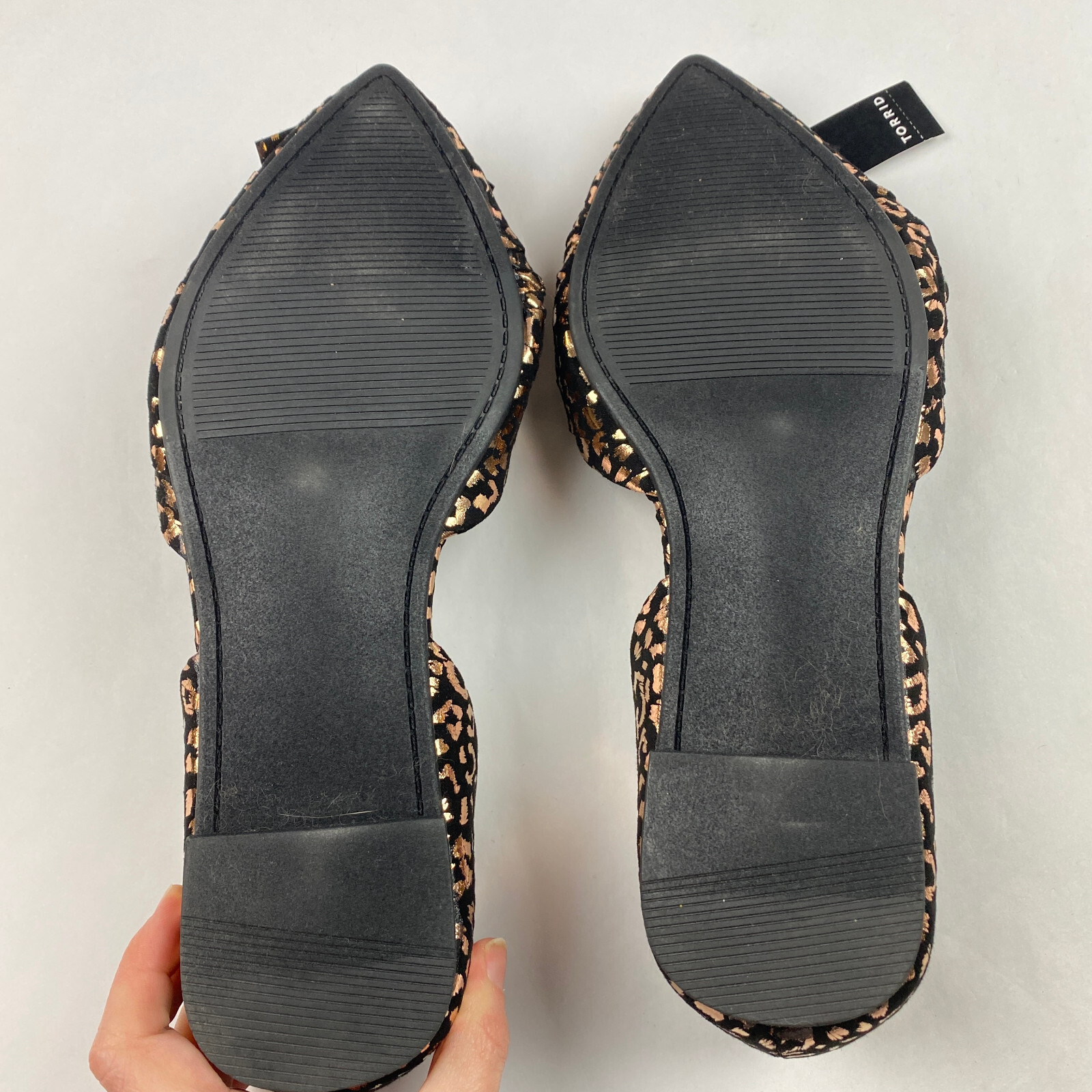 NWT Torrid Flats Black Metallic Gold Bow Leopard Print Shoes Women’s Size 8WW