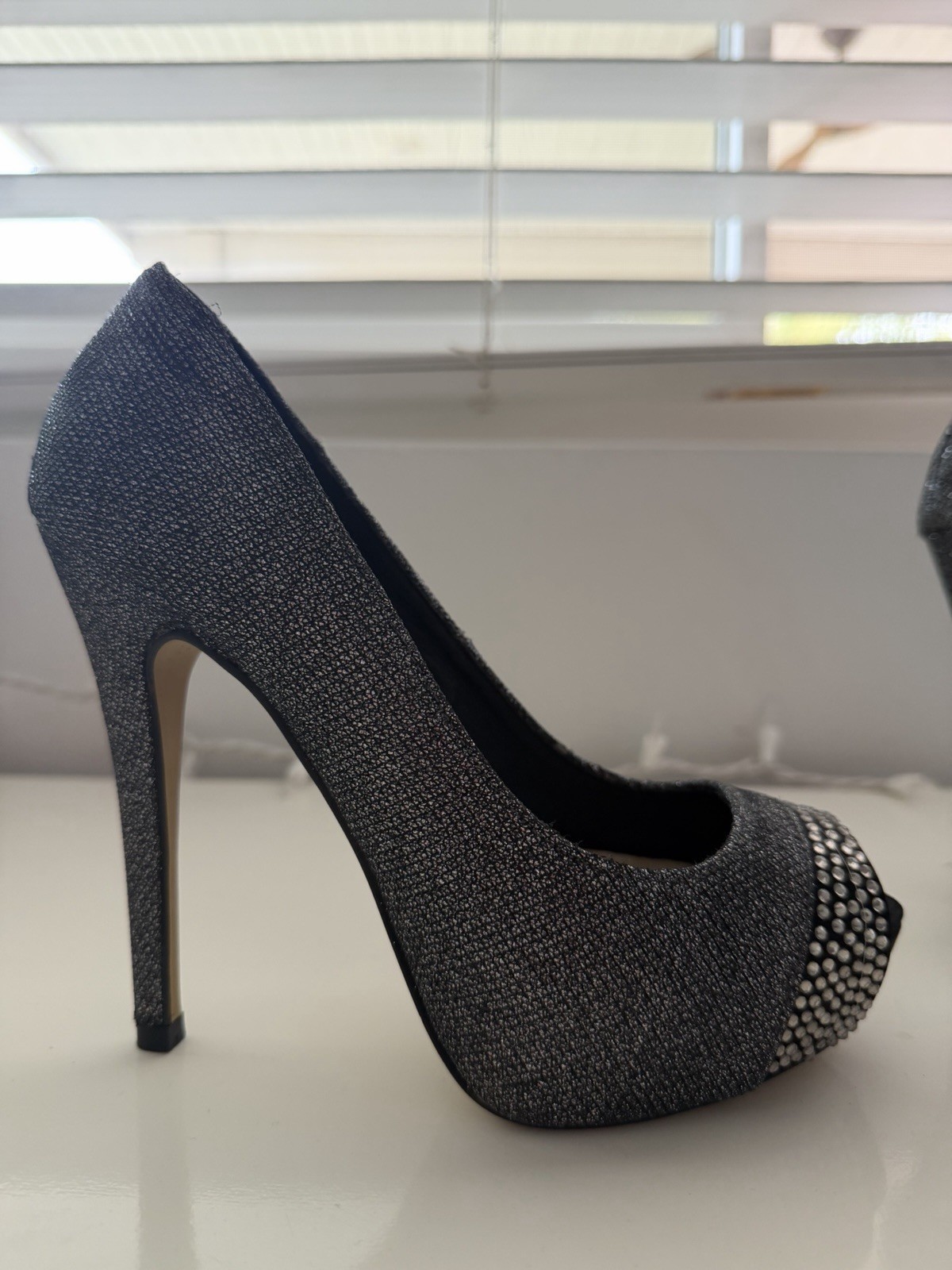 The Essence Menbur Black/Silver Rhinestone Peep Toe Slip-On Stiletto Pumps 6