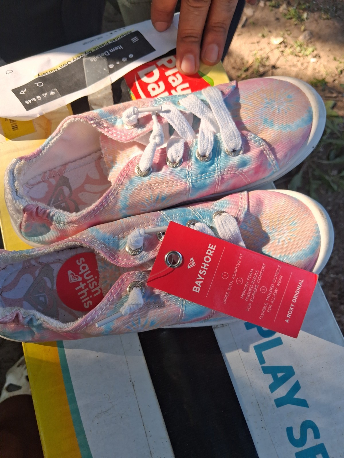 Roxy Bayshore Girls Athletic Low Top Lace Up Canvas Sneakers Pink Blue Tie Dye