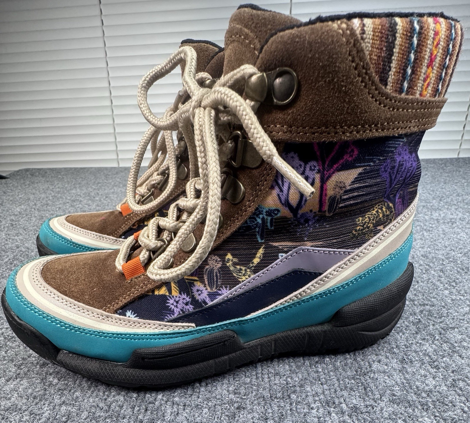 Inkkas Cyprus Trekk Mohave Boot Western Desert Theme Women’s 7 Men’s 5