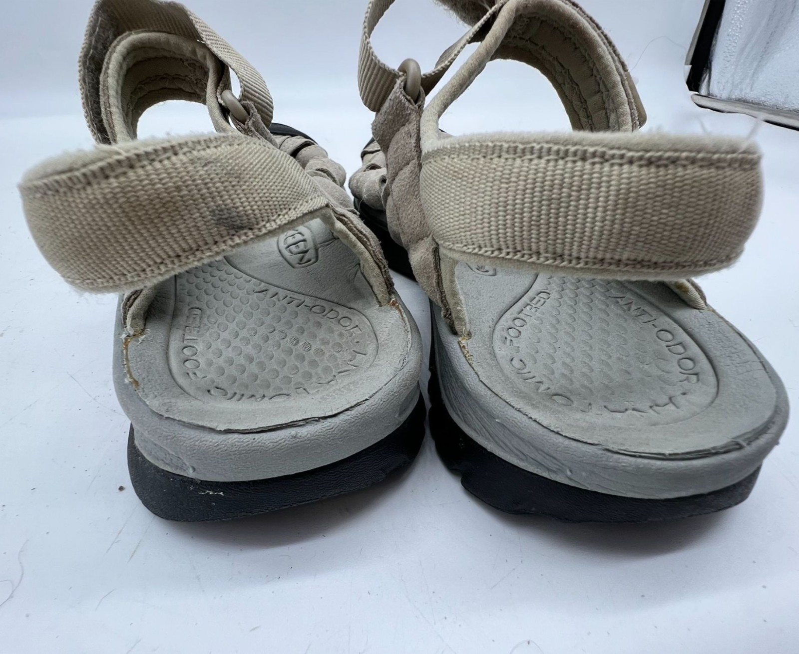 Keen Womens Adventure Rose Sandals Size 9 Beige Slingback Outdoors Hiking Casual
