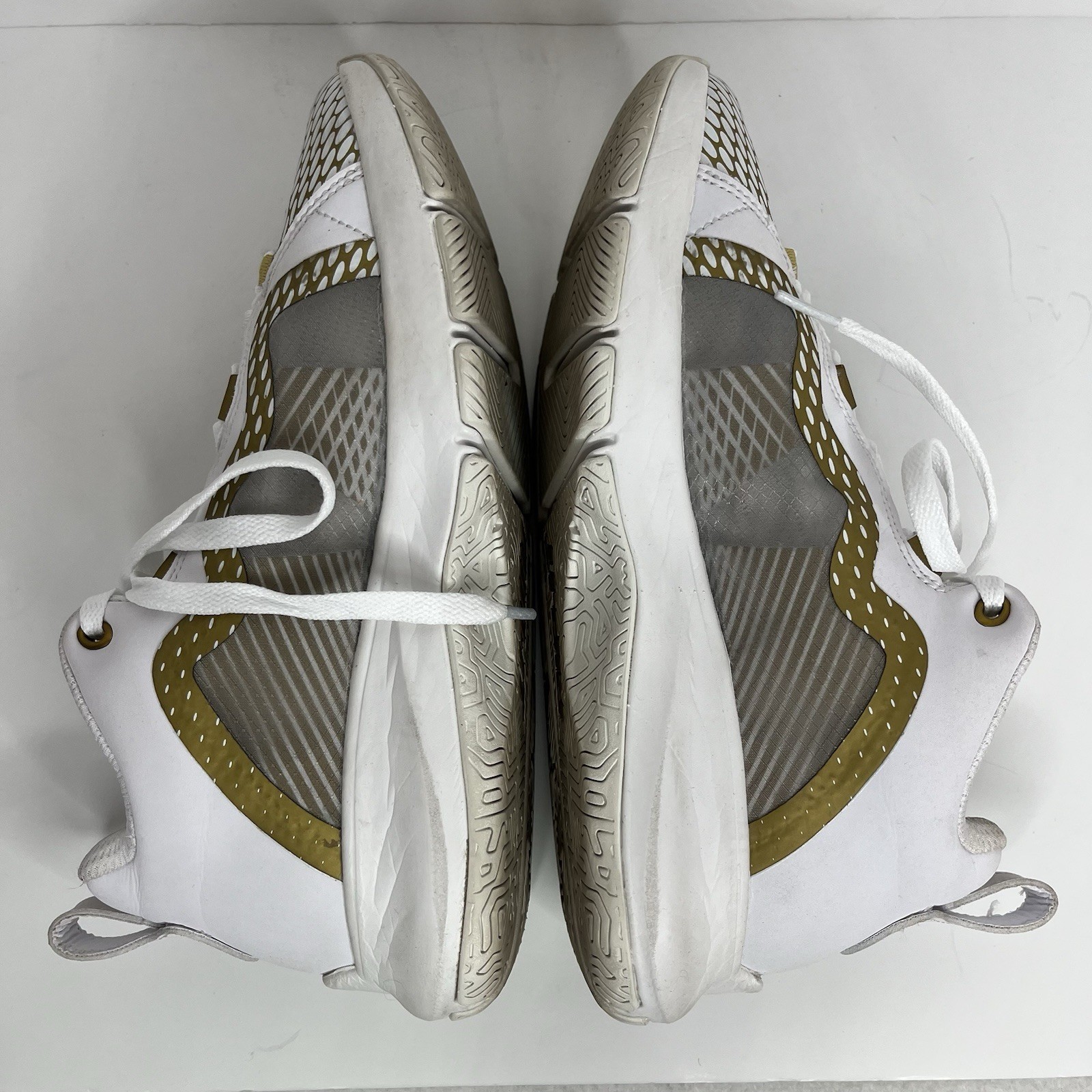 RIP-IT Women’s Future Volleyball Shoe White/Gold Size 8.5 US