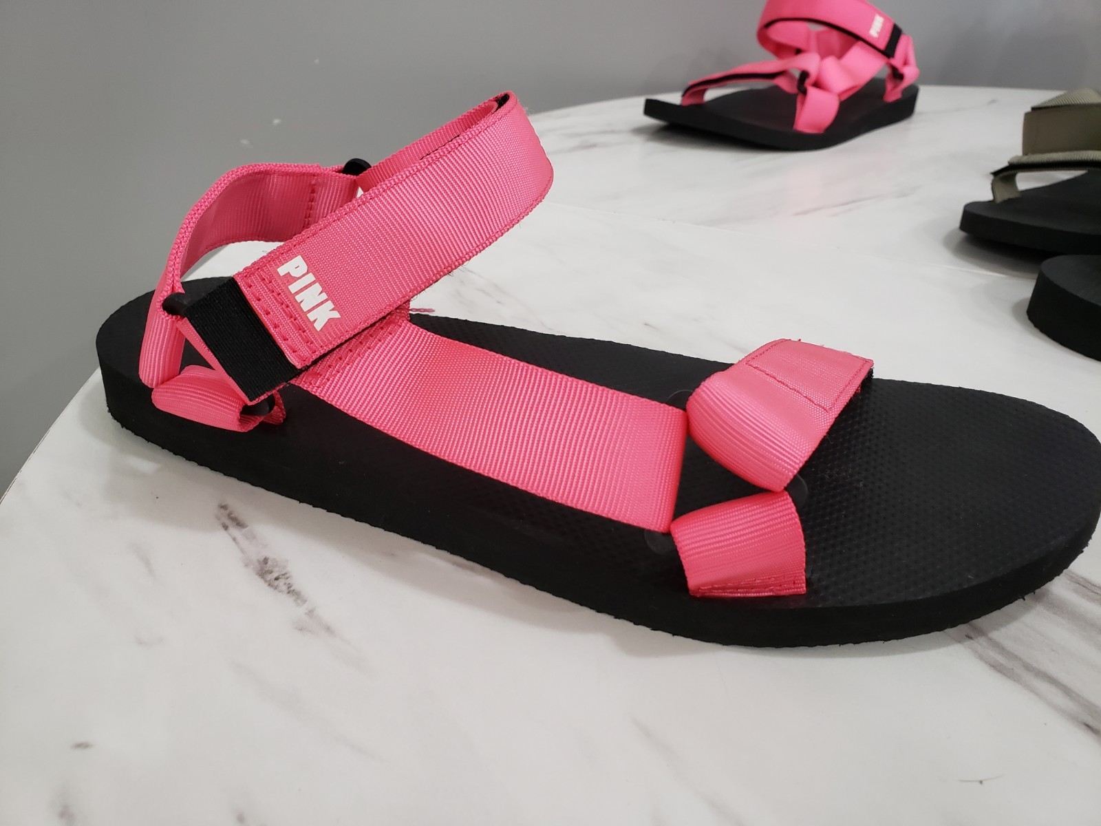 LOT 2 Victoria’s Secret Pink Women’s Size LARGE 9/10 Strappy Sports Sandal
