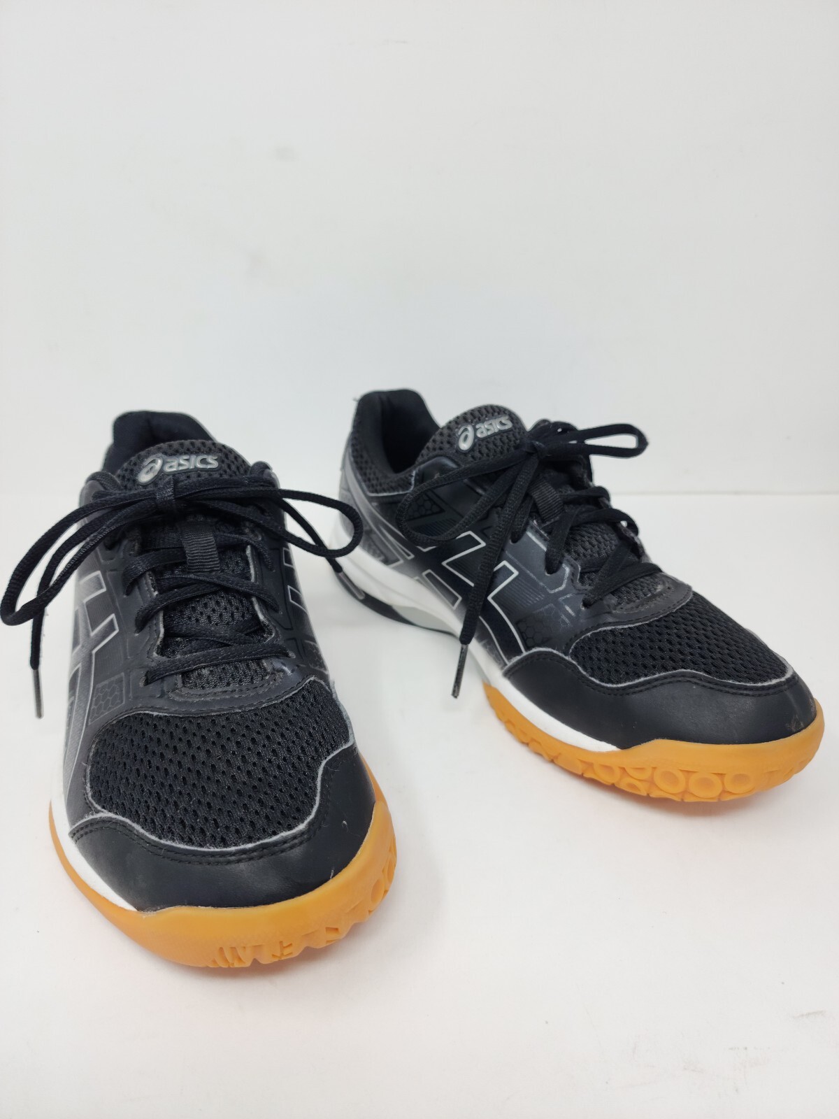 Asics Gel Rocket Womens 7.5 Black White Running Shoes Sneakers Training Athletic