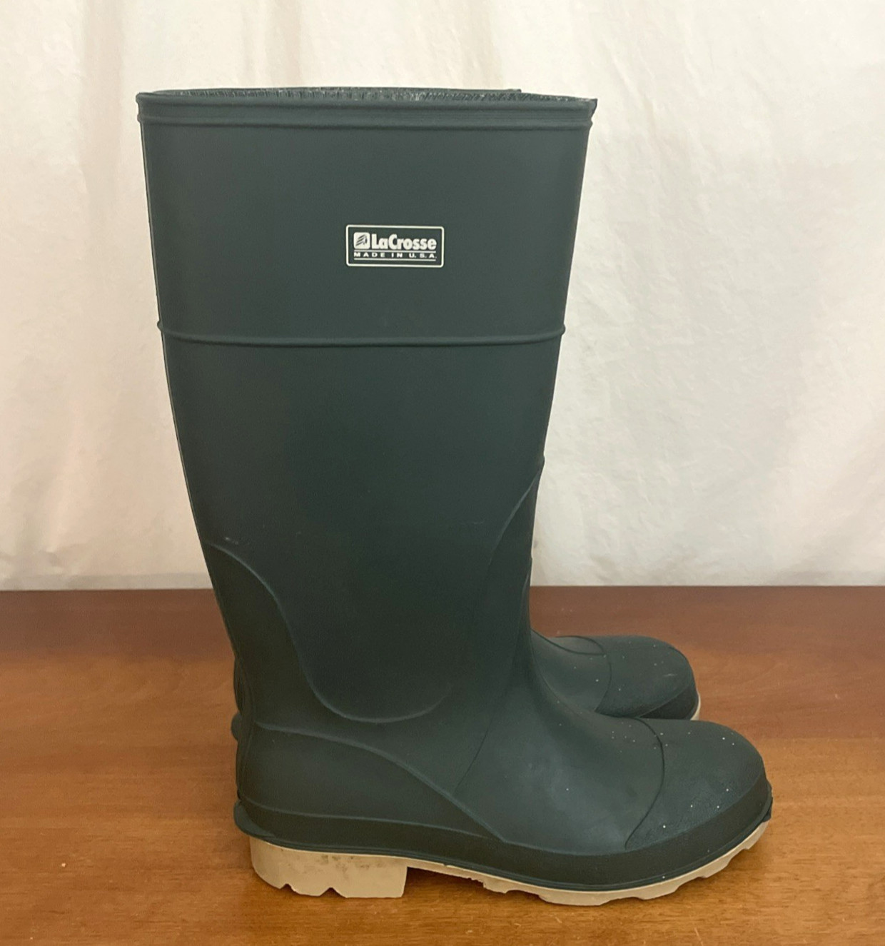 Lacrosse 14” Rubber Waterproof Mud Boot Green Womens Size 7 Galoshes Made in USA