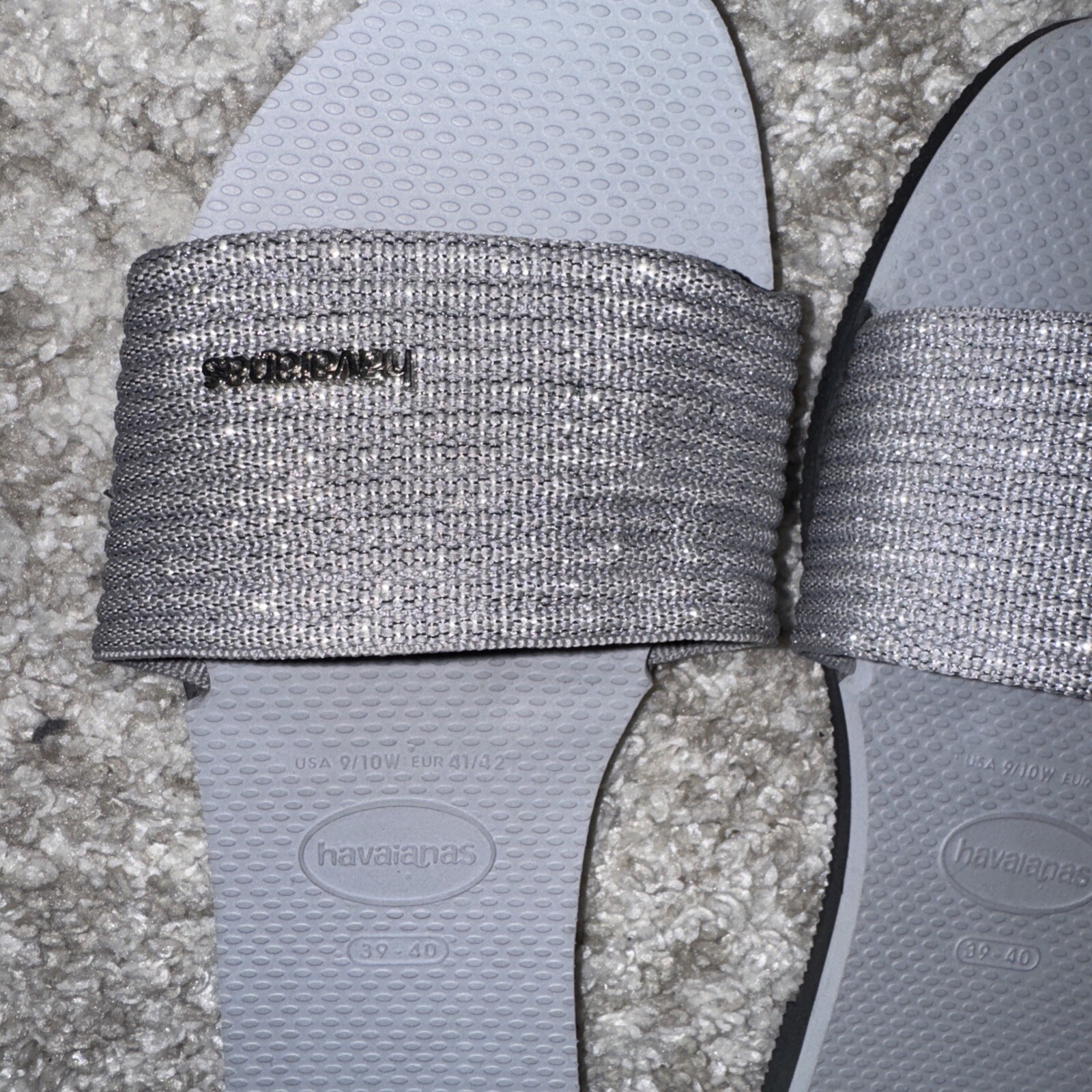 Havaianas Ice Gray Women’s Flip Flops Size USA 9/10 NEW Slides Silver