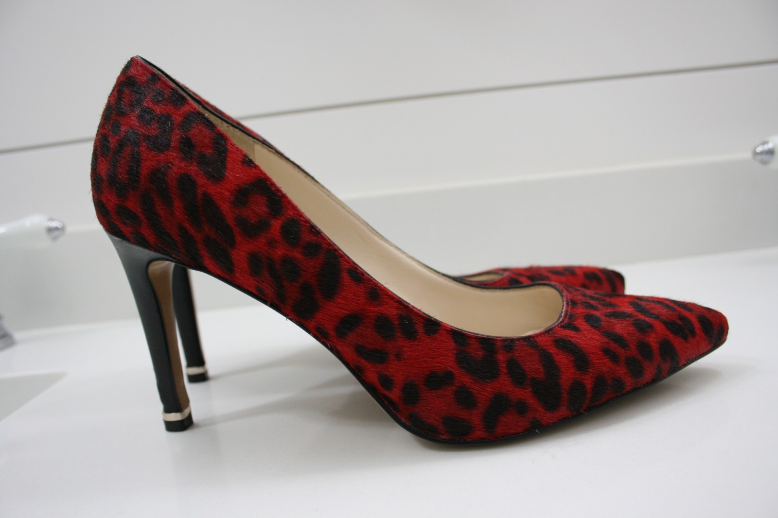 Katherine Kelly REESE Red Leopard Print Calf Hair Pointed toe Leather Pumps sz 8
