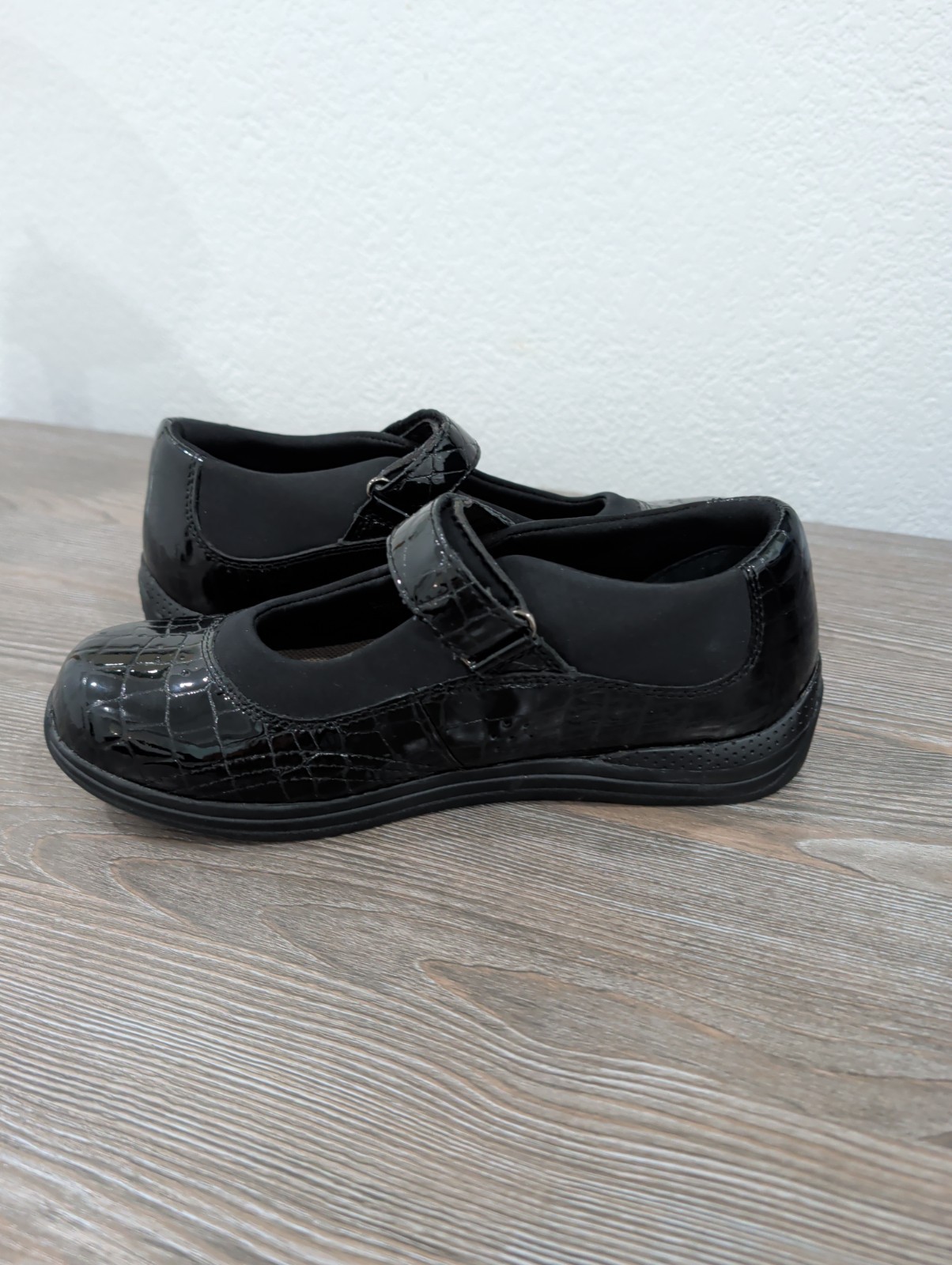 Women’s DREW » Rose » Black Patent Genuine Leather Mary Jane Shoes 8W