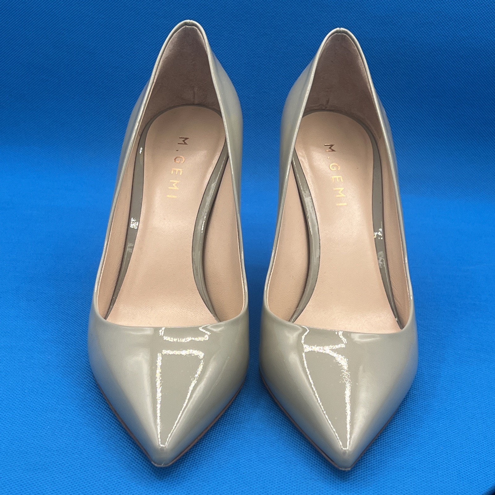 M. Gemi Women’s SIZE 39/US 8.5 beige Leather smooth glossy Heels