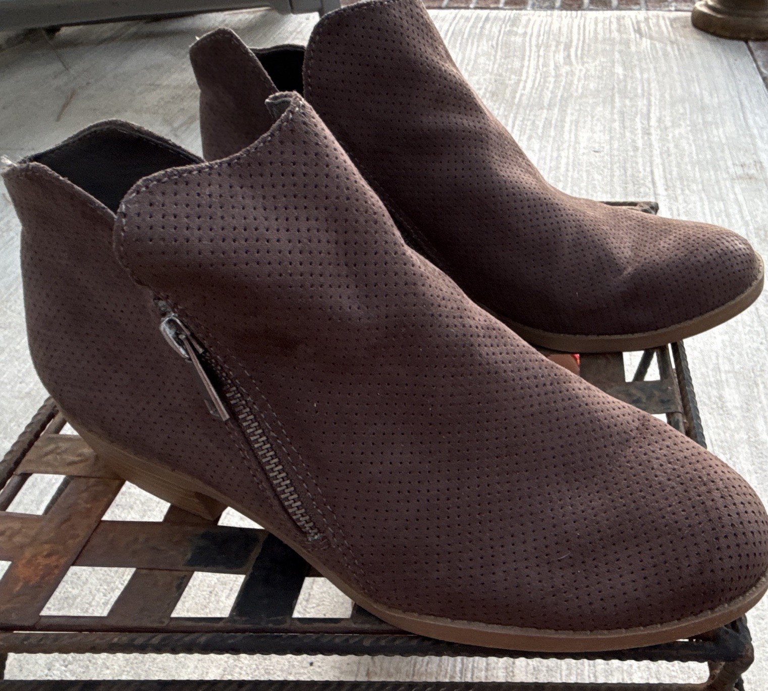 Women’s Brown Perforated Textile 2 Zip Ankle Bootie Round Toe Lightweight Size 8