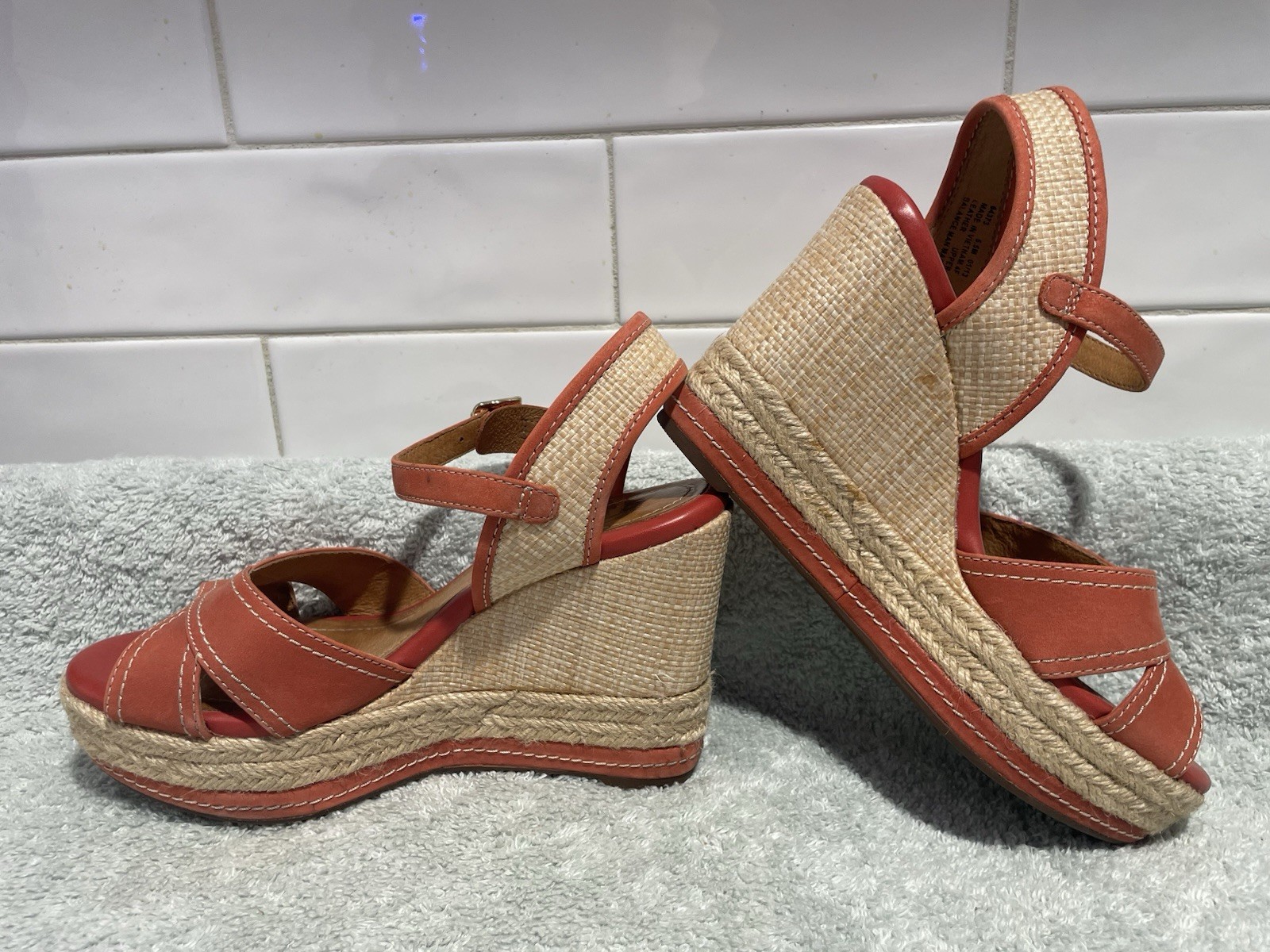 Clarks Orange/Beige Leather Wedge Espadrille Sandals Ankle Strap Buckle 5.5