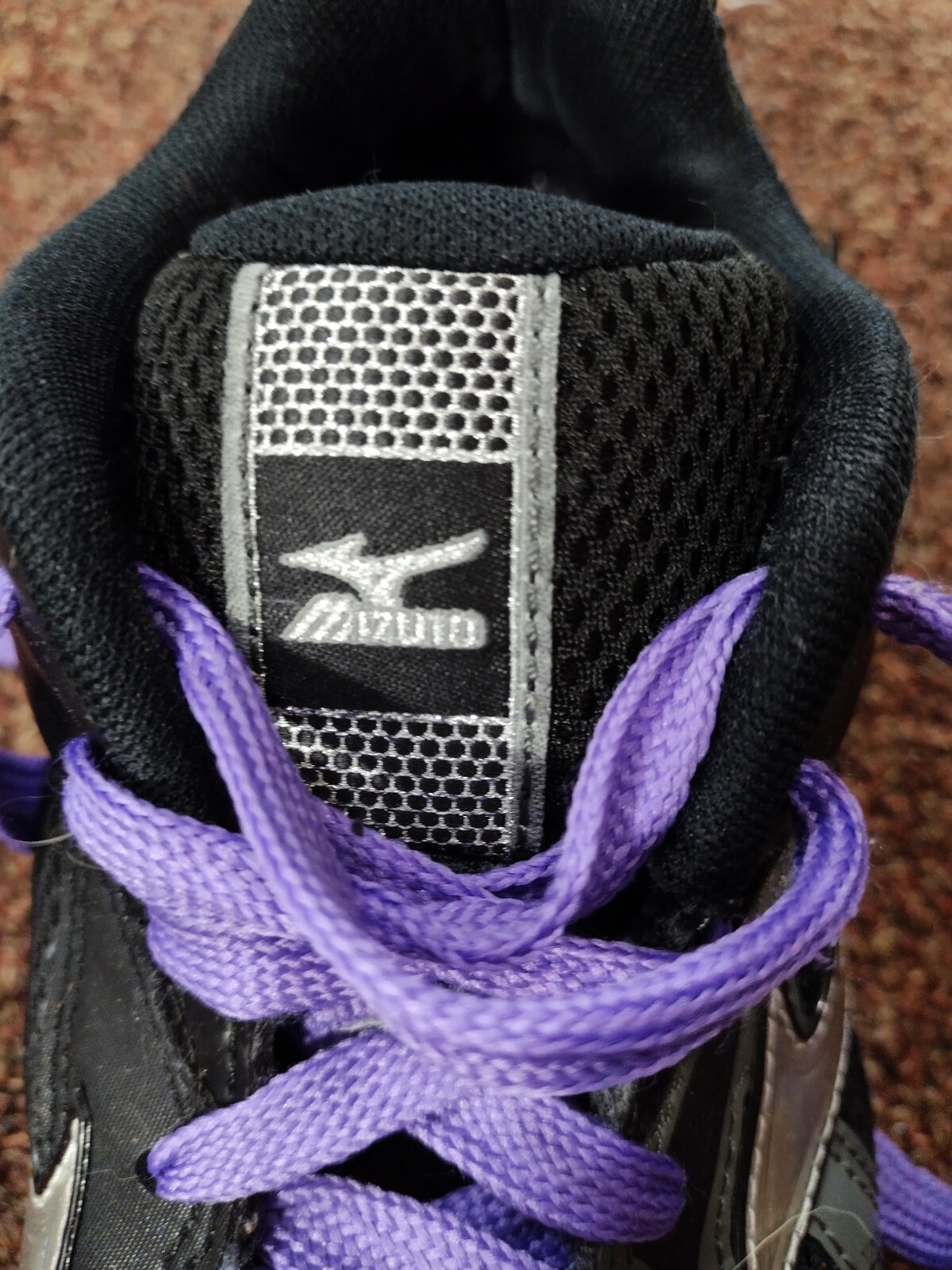 Mizuno Wave Bolt 5 Active Running Shoes Women’s Size 8.5 Black/Gray