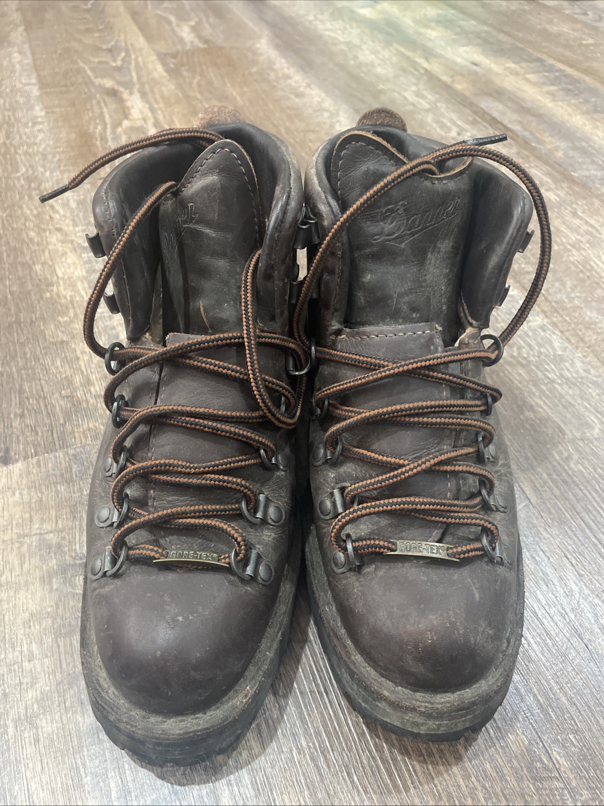 Danner Mountain Light II Women’s Hiking Boots Brown Leather Goretex Size 9 30800
