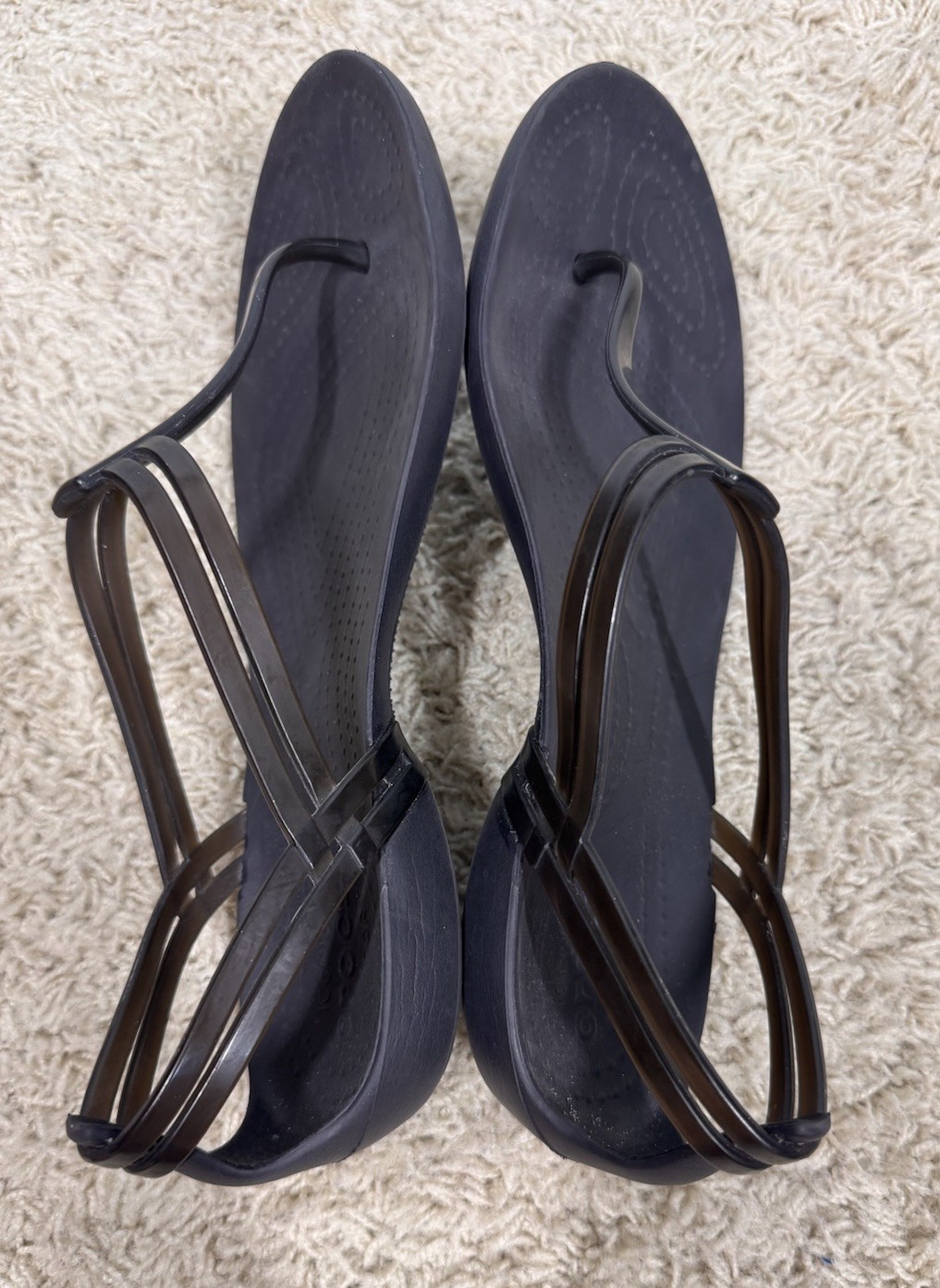Crocs Isabella T-Strap Gray Waterproof Comfort Jelly Sandal Women’s 9 Beach