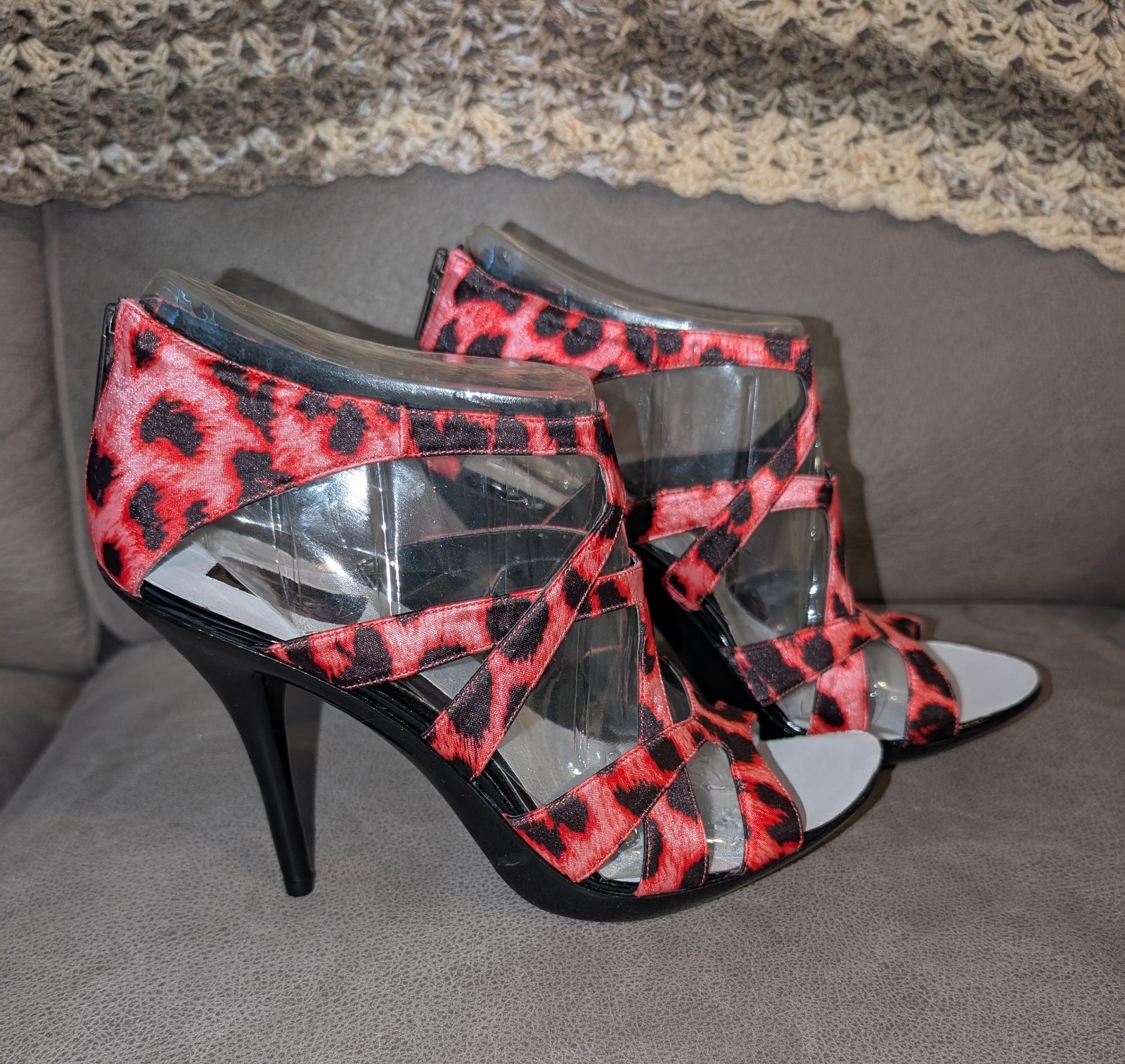 Carlos By Carlos Santana Marvel Size 9 Stilleto Heels