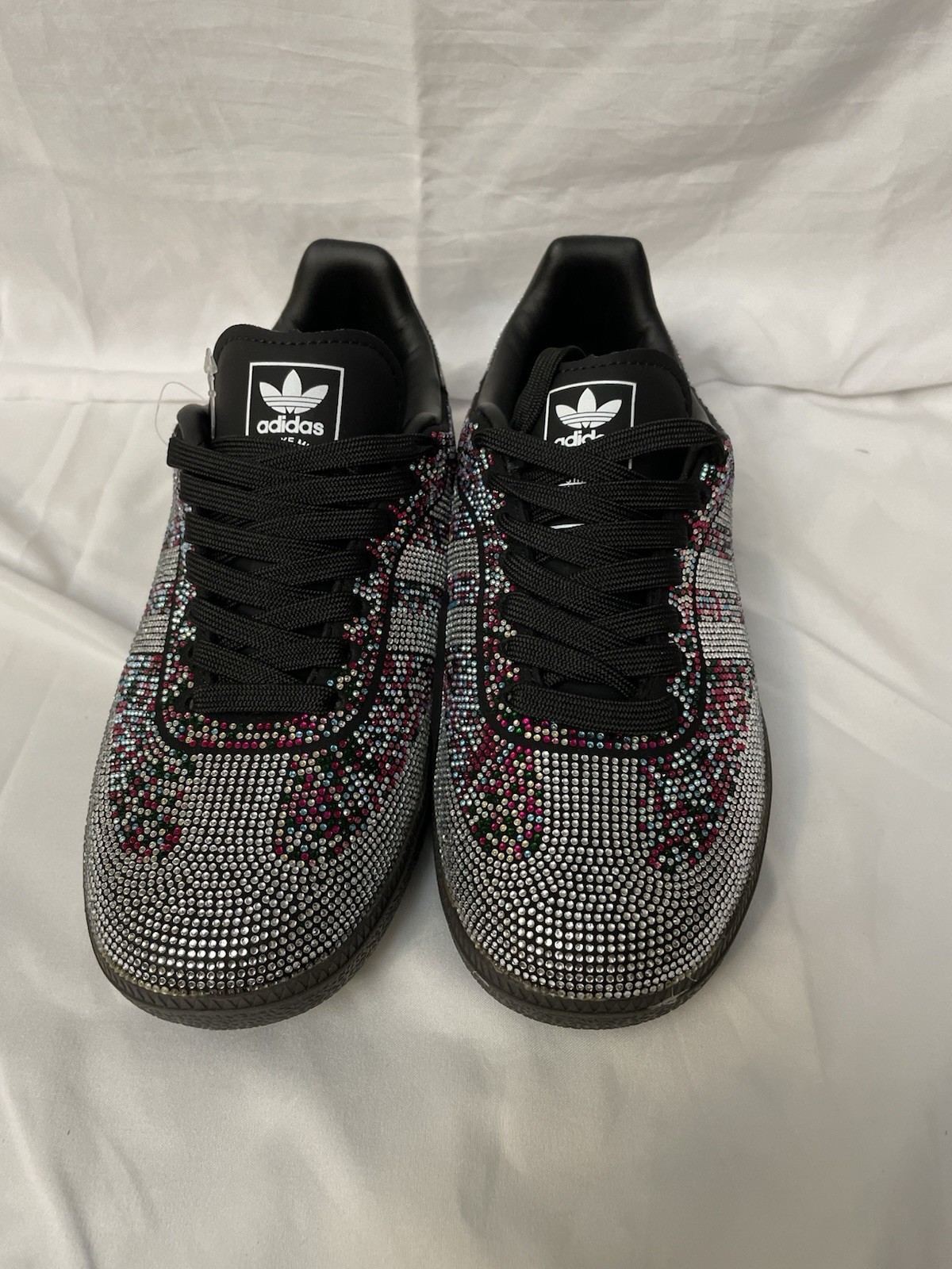 adidas Samba OG Men’s Low Top Lace-Up Sneakers Black/Silver/Multicolor IH9052