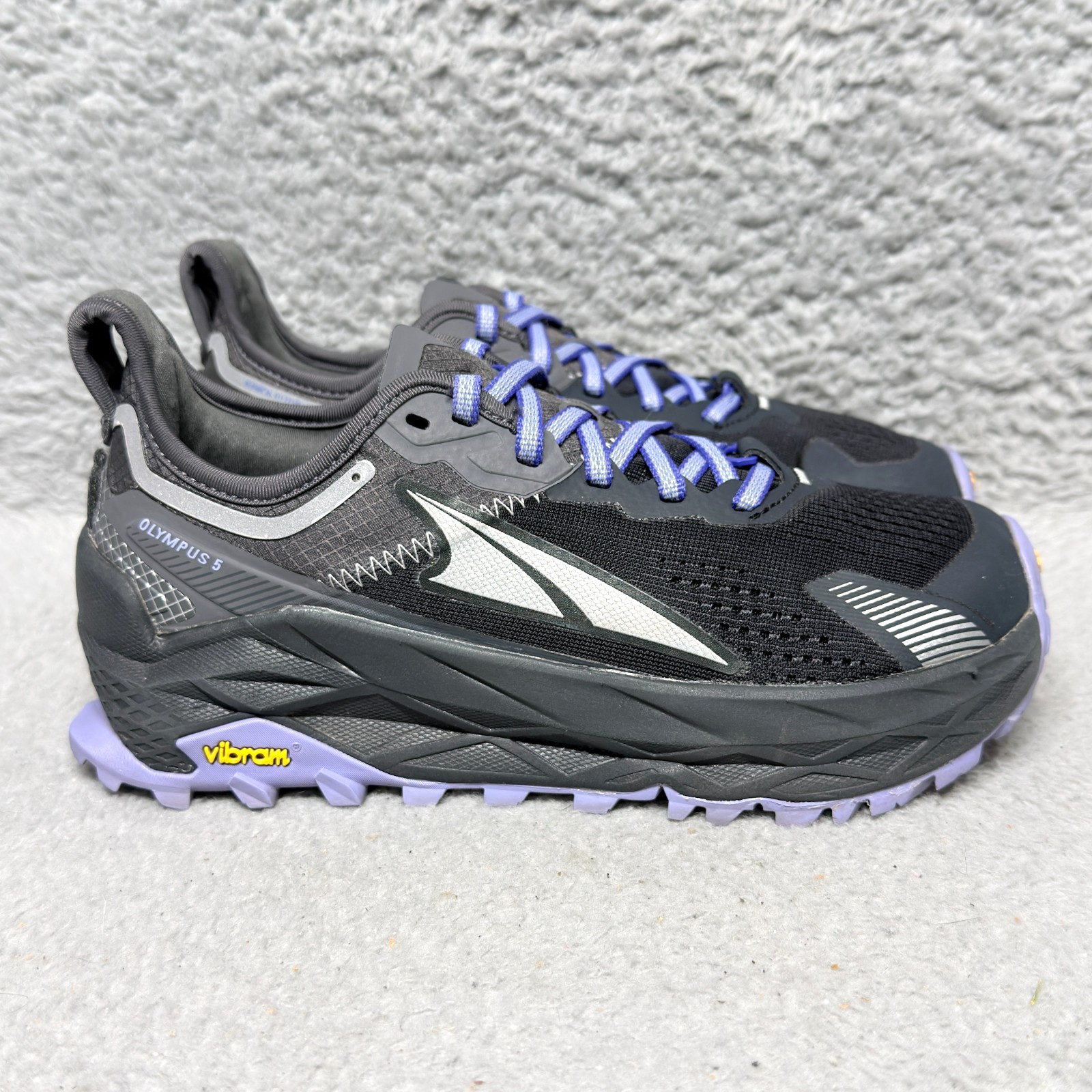 Altra Olympus 5 Womens Size 6 Trail Running Shoes Sneakers Black Gray Purple