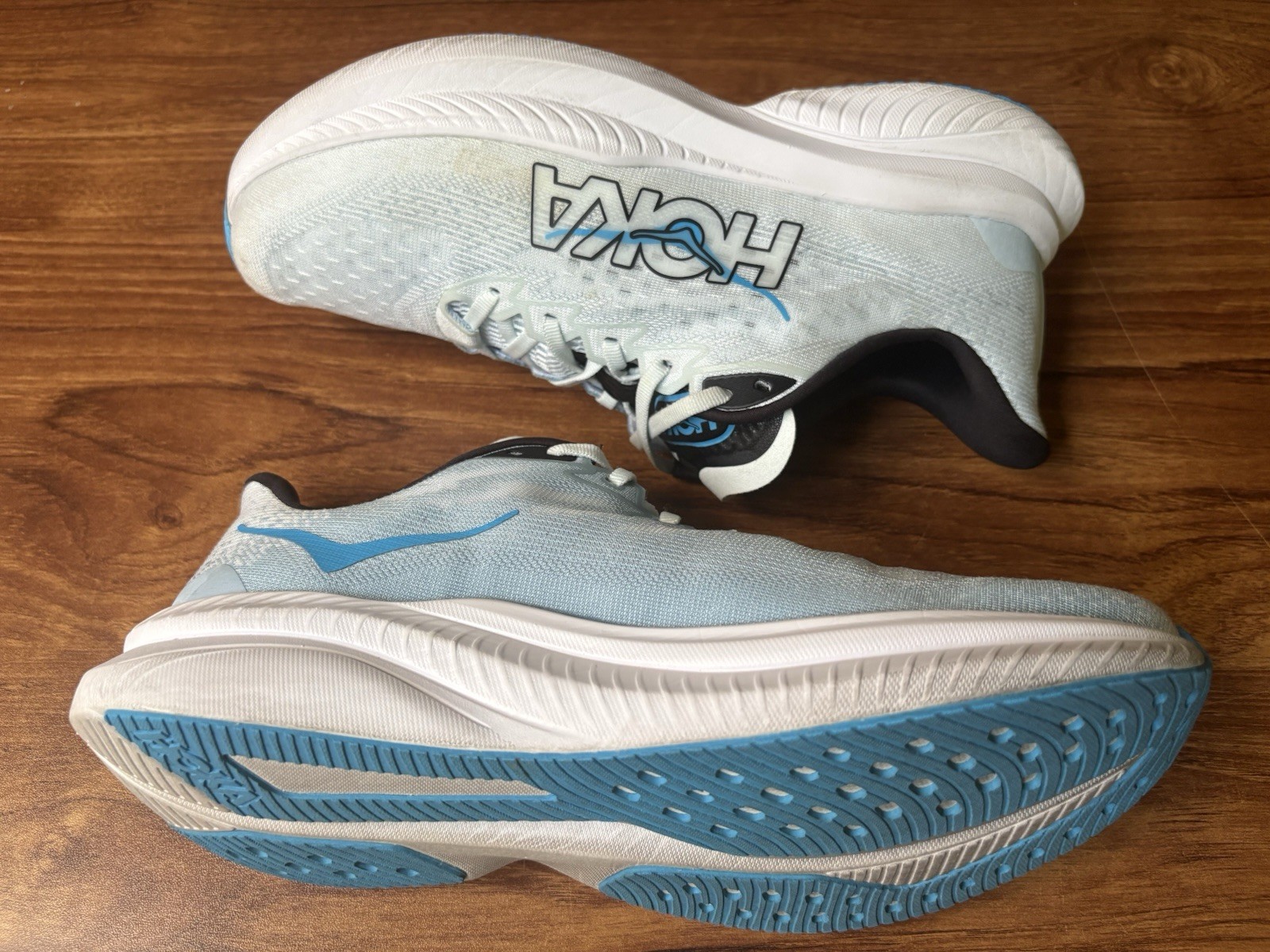 Hoka One One Mach 6 Womens Size 10B Running Shoes Tundra Blue 1147810 TNDR