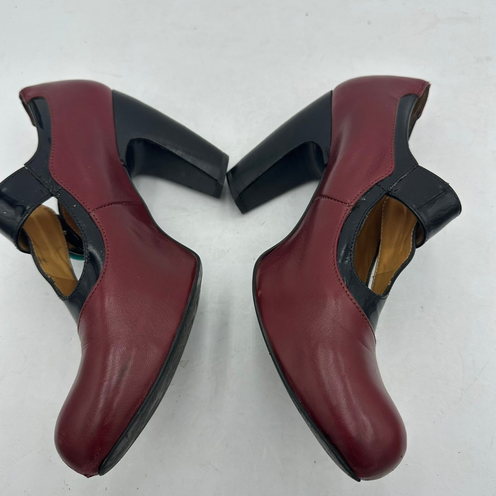 John Fluevog Burgundy Black Patent Leather Mary Jane T-Strap Heels Size 9.5