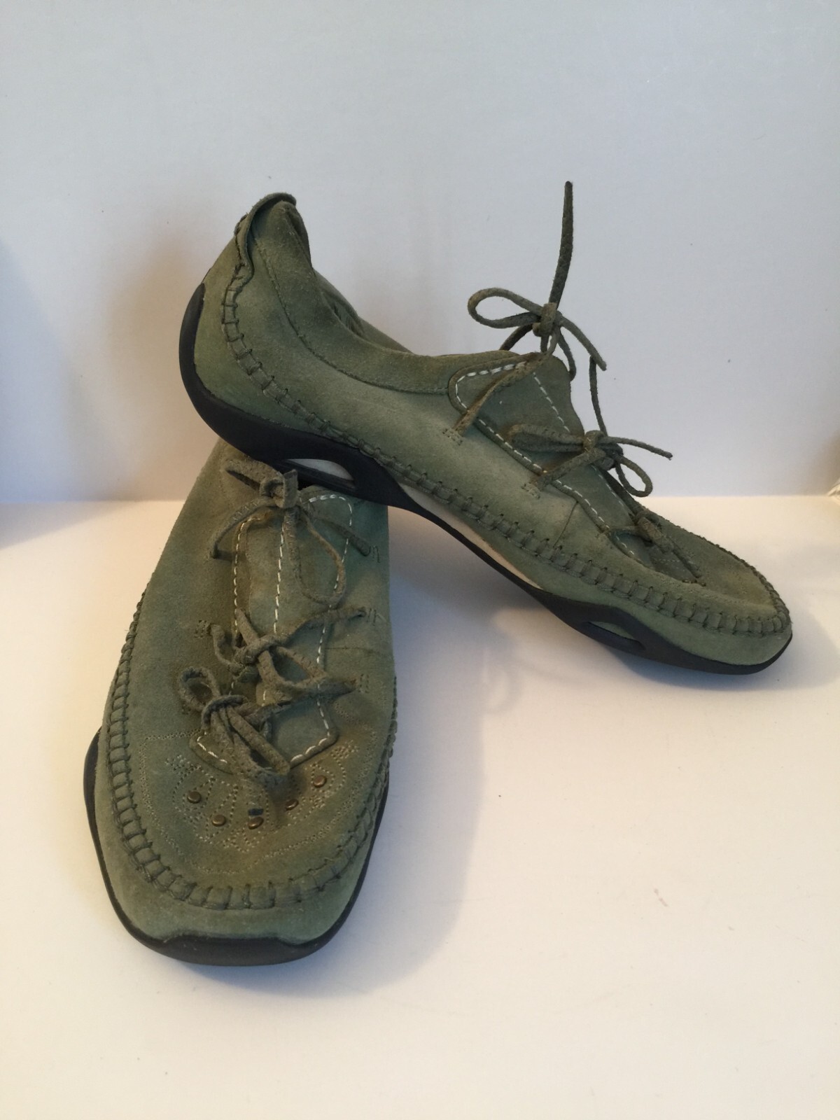 Michelle.K Womens Leather Lace Up Low Top Sneaker Shoes Size 8