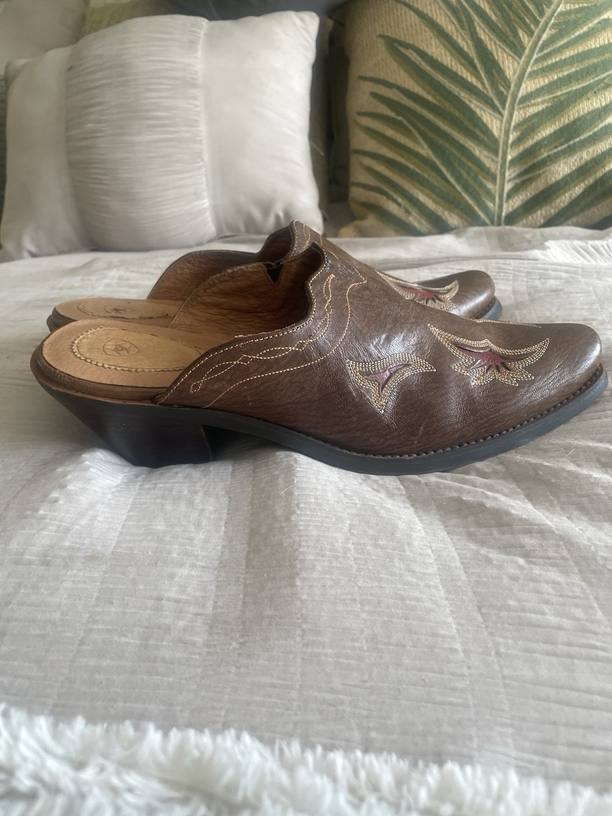 Ariat Manzanita Brown Red Stitched Leather Western Ranch Mule Women US 8.5B Boho