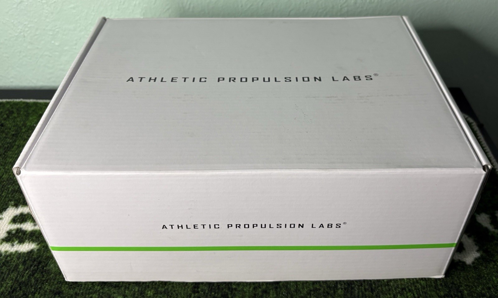 US Women’s 7 – APL Techloom Pro “Blush” 22002, ALO Yoga