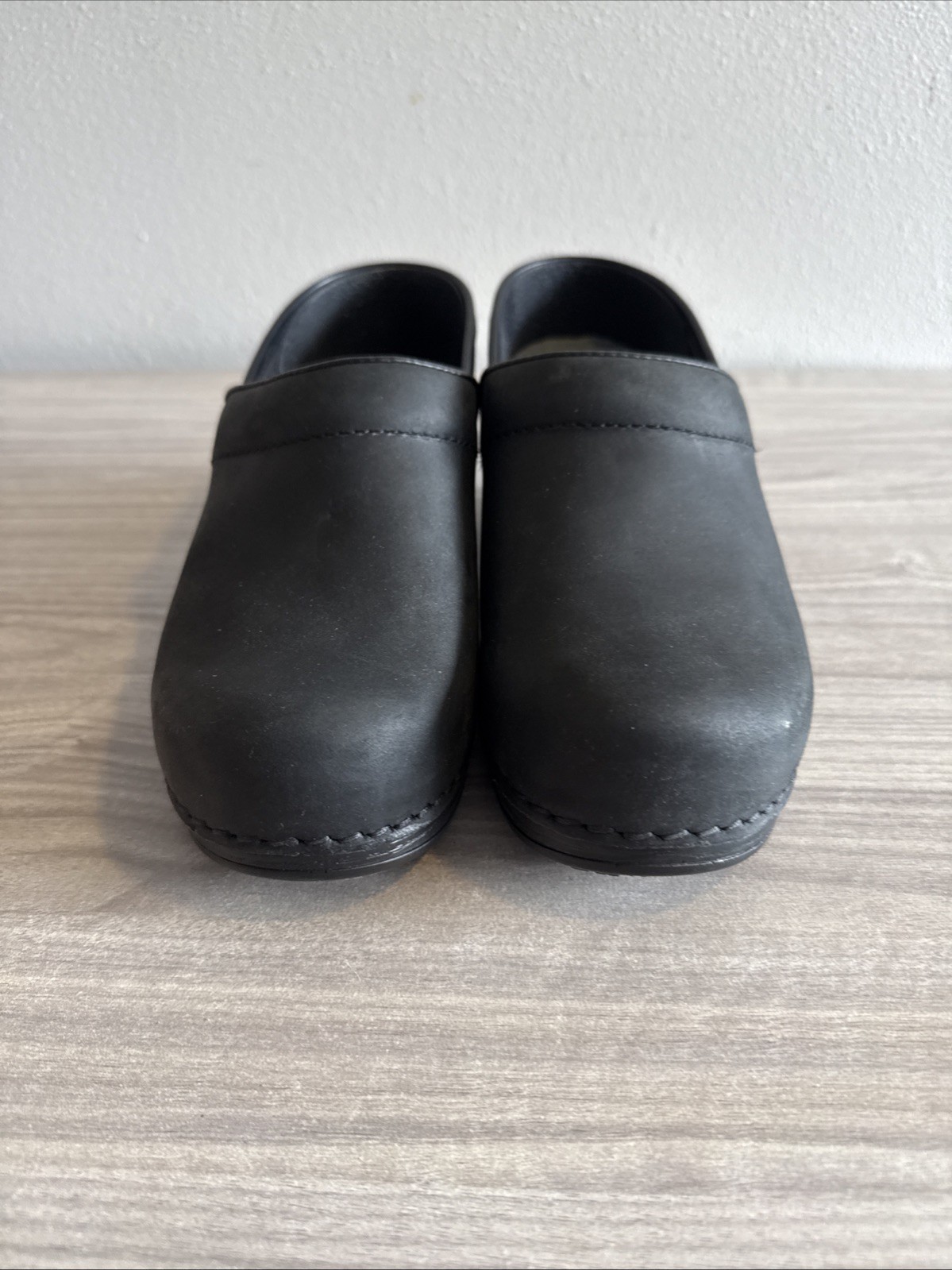 Dansko Professional Black Leather Clogs Mules Size 7.5/8 Women’s Slip On Nursing