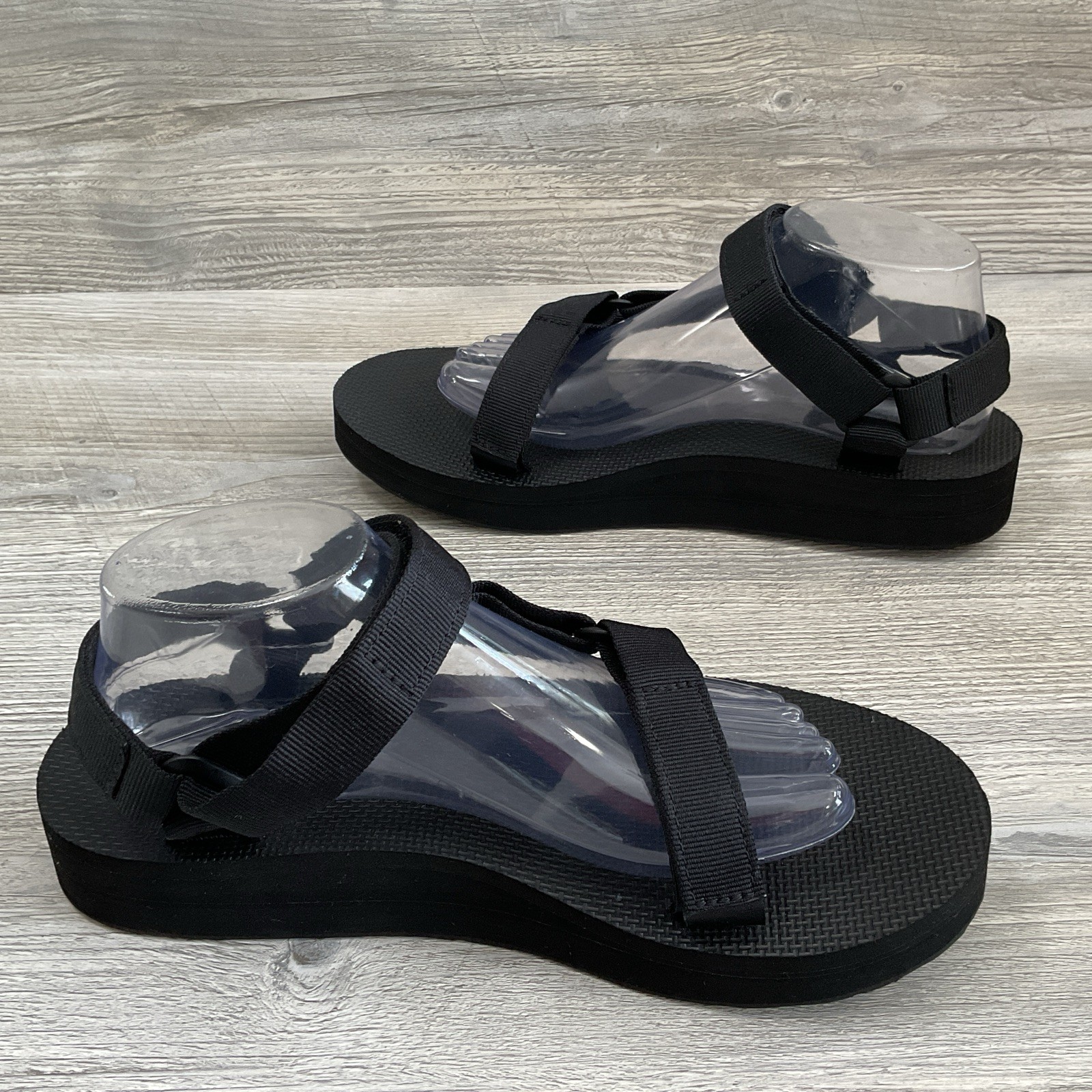 Teva Women’s Midform Universal Outdoor Sandals Solid Black 1090969 Size 10