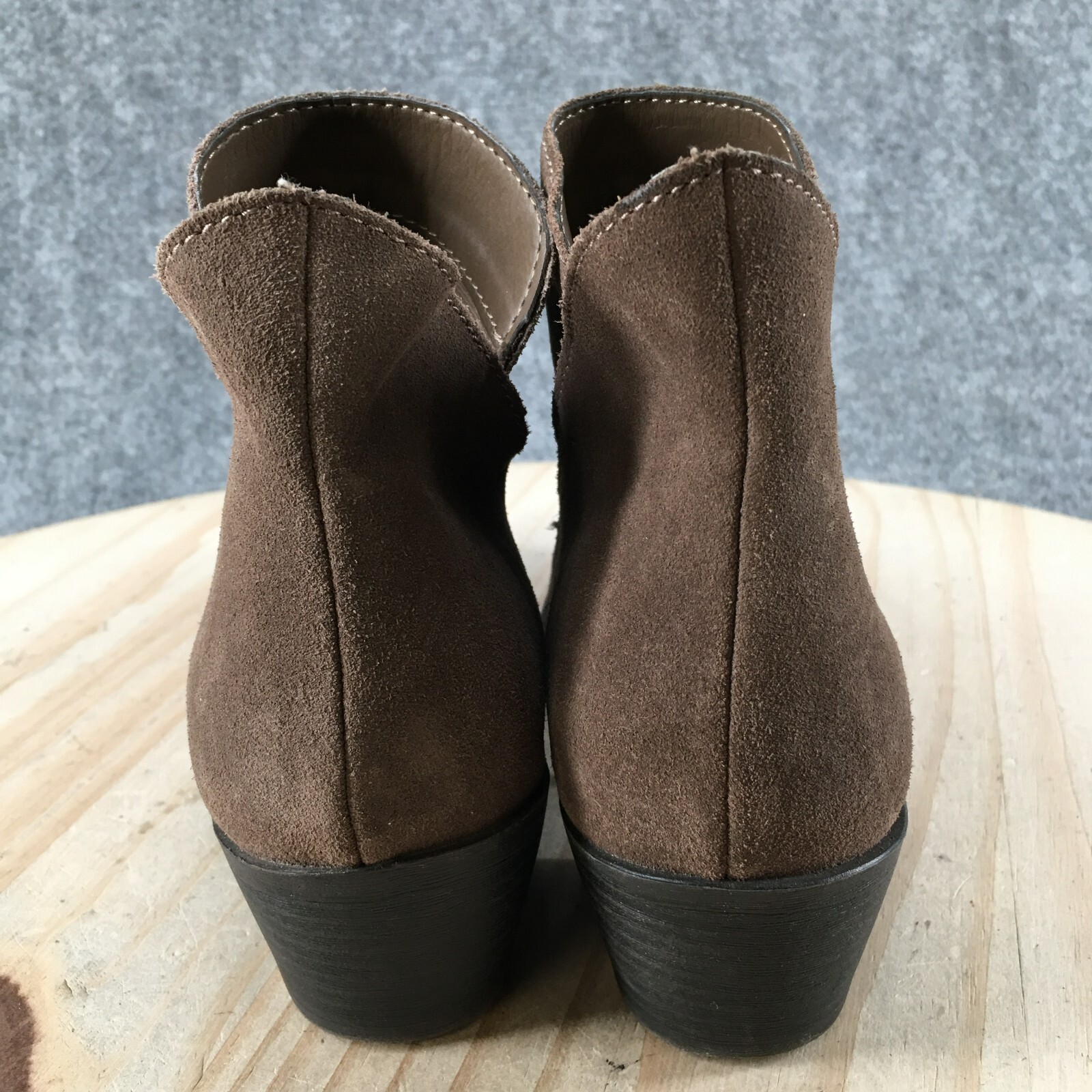 Me Too Boots Womens 6 M Cut Out Ankle Booties Brown Leather Block Heels Pull On