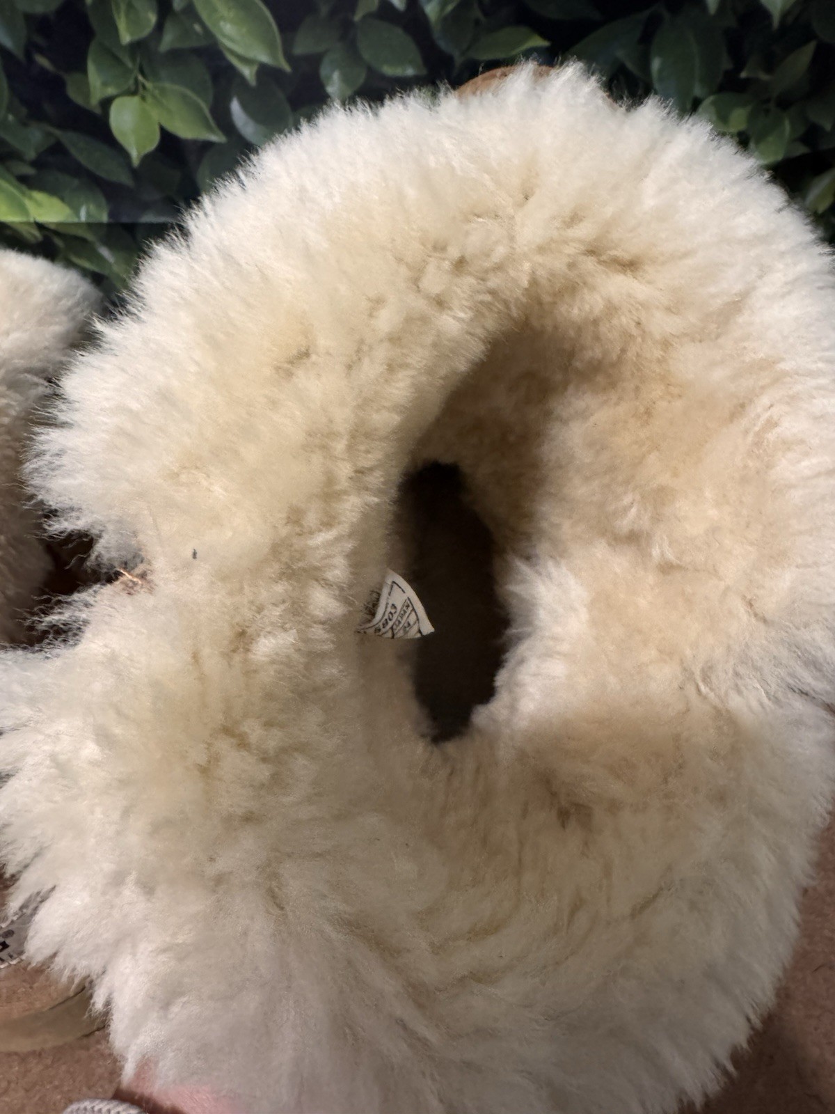 UGG Australia Bailey Button Women’s Suede Sheepskin Bootie Slippers US 7