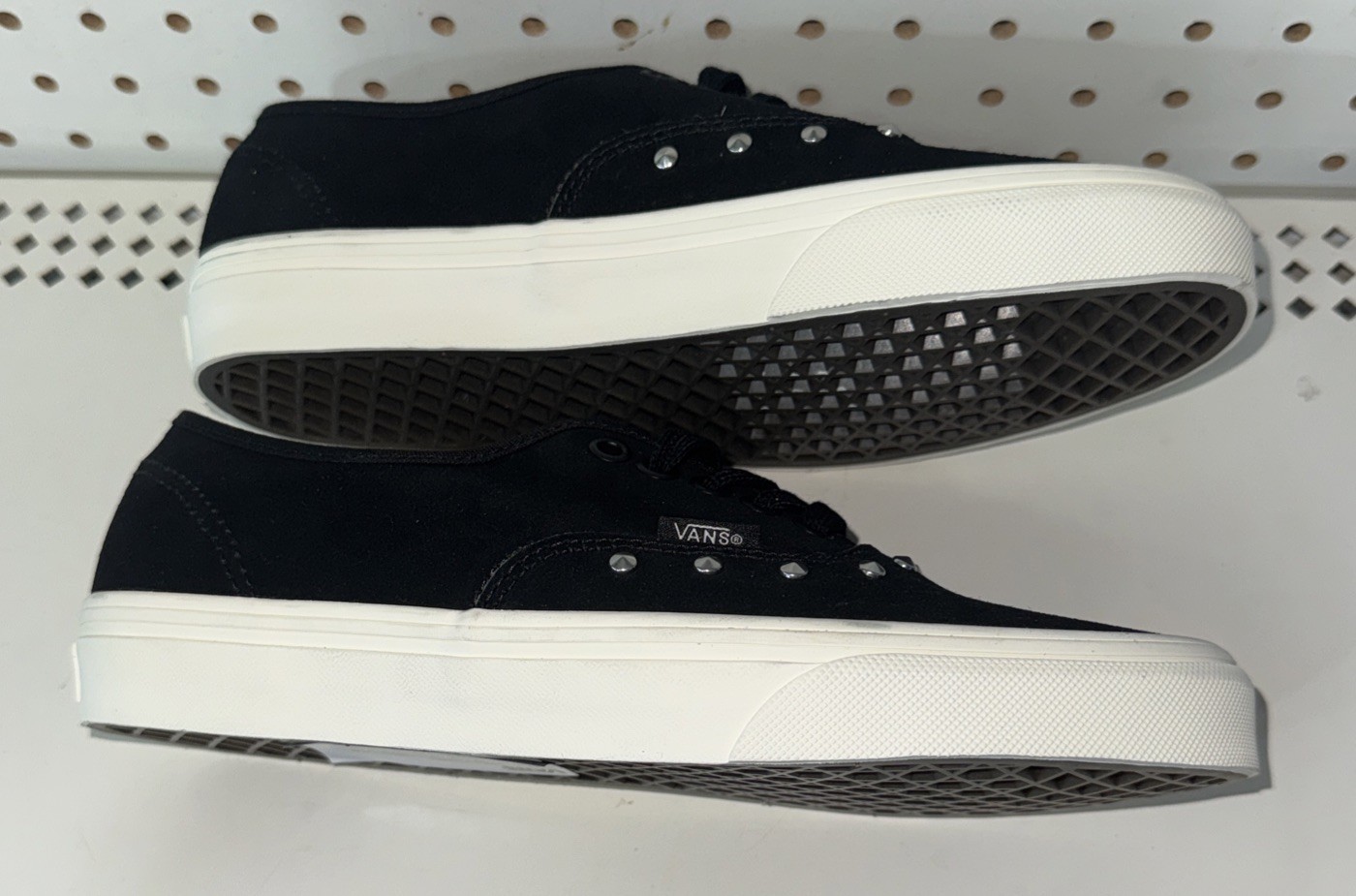 VANS Authentic Spikes Womens Lace Up Suede Athletic Skate Shoes Size 8 Black