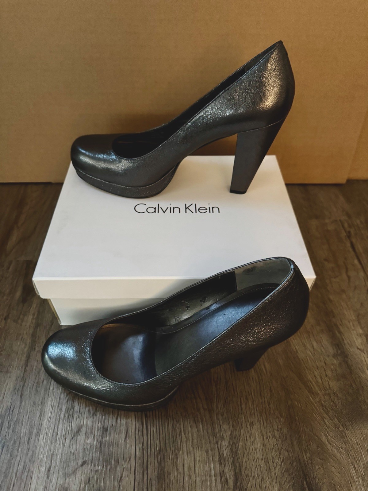 Calvin Klein Women’s Graphite Scarlet Crinkle Metallic Platform Pump 12M
