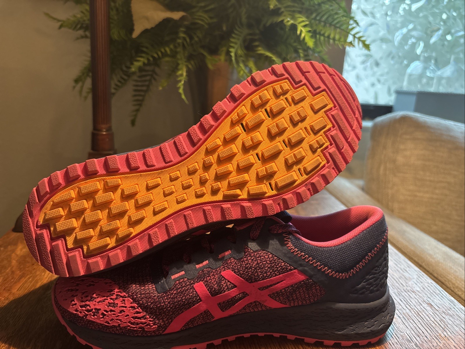 ASICS Alpine XT Women’s size 8.5 Athletic Running Sneakers Pink Navy