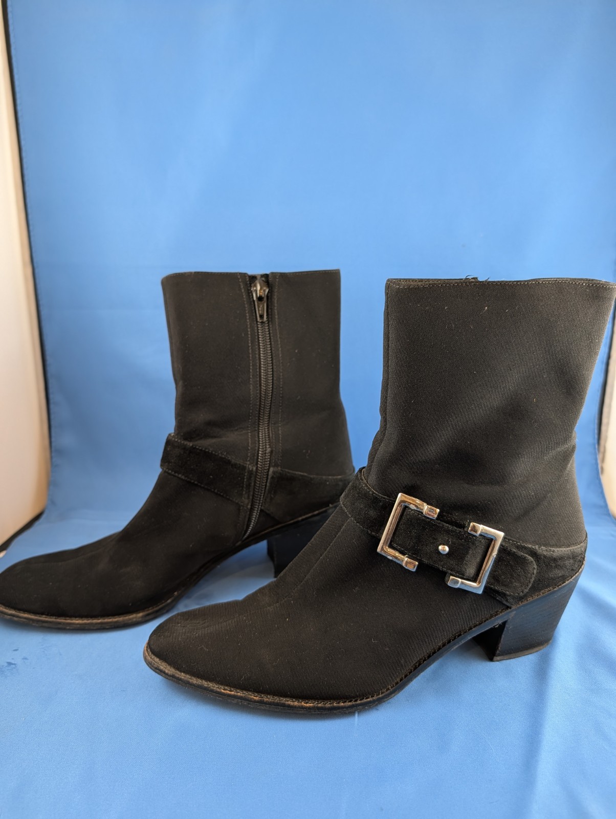 Stuart Weitzman Women’s Black Biker Ankle Boots Zip Buckle Almond Toe 7 M