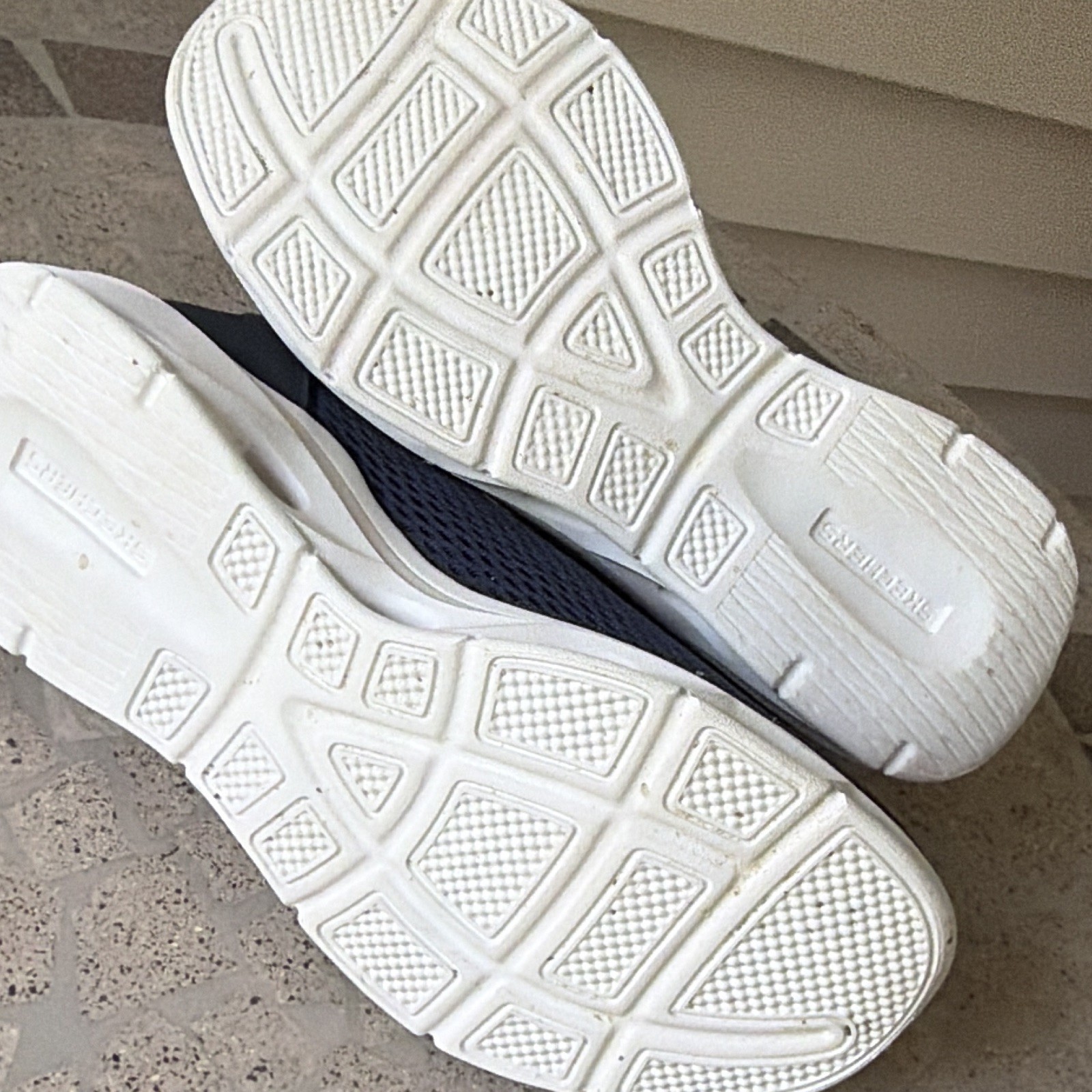 SKECHERS Hands Free Slip-ins Glide-Lite 2.0 Sneaker Memory Foam Navy/White
