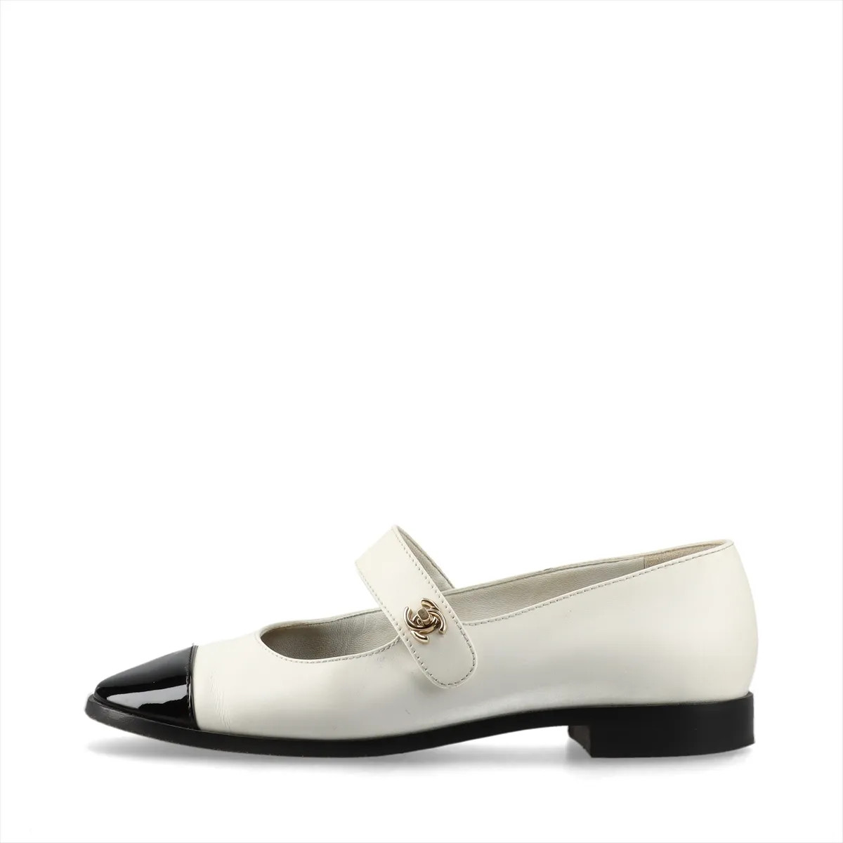 Chanel Coco Mark Turnlock Leather & patent Strap Pumps 38C Ladies’ Black × White