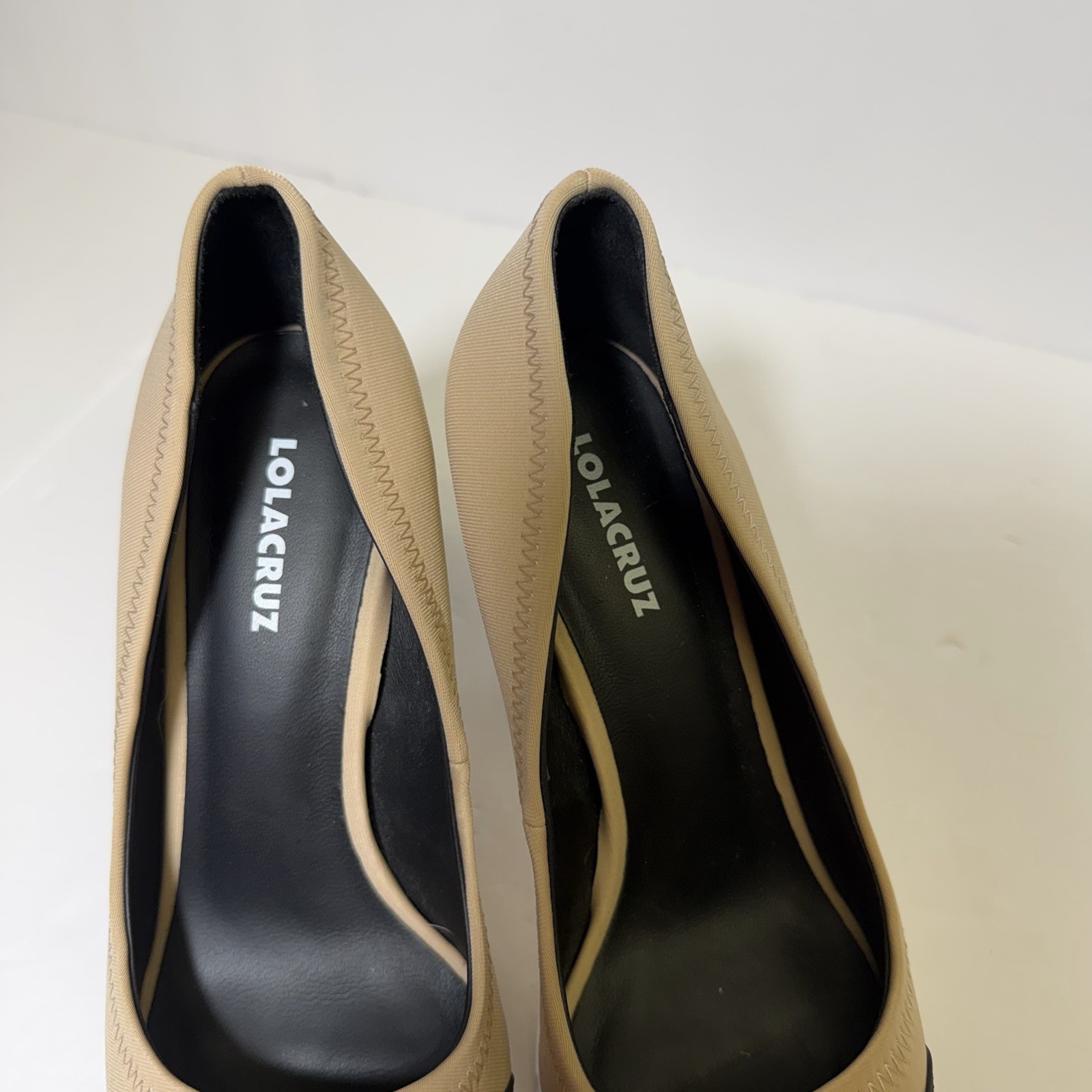 Lola Cruz Anthropologie Black And Tan Heels Size 36 Luxury Classy